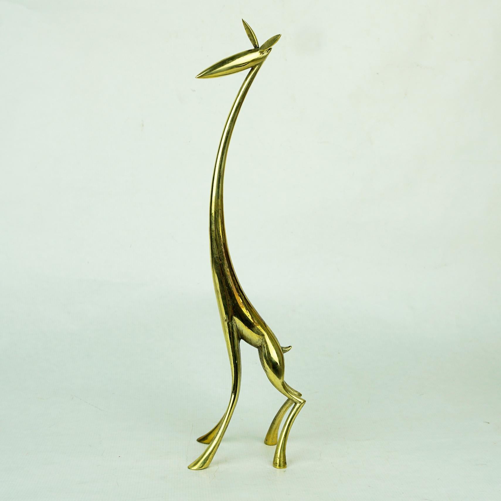 Amazing iconic brass animal sculpture designed by Karl Hagenauer and manufactured by Werkstätte Hagenauer Vienna in the 1930s, marked on the underside of its legs Hagenauer Wien, WHW, made in Austria.