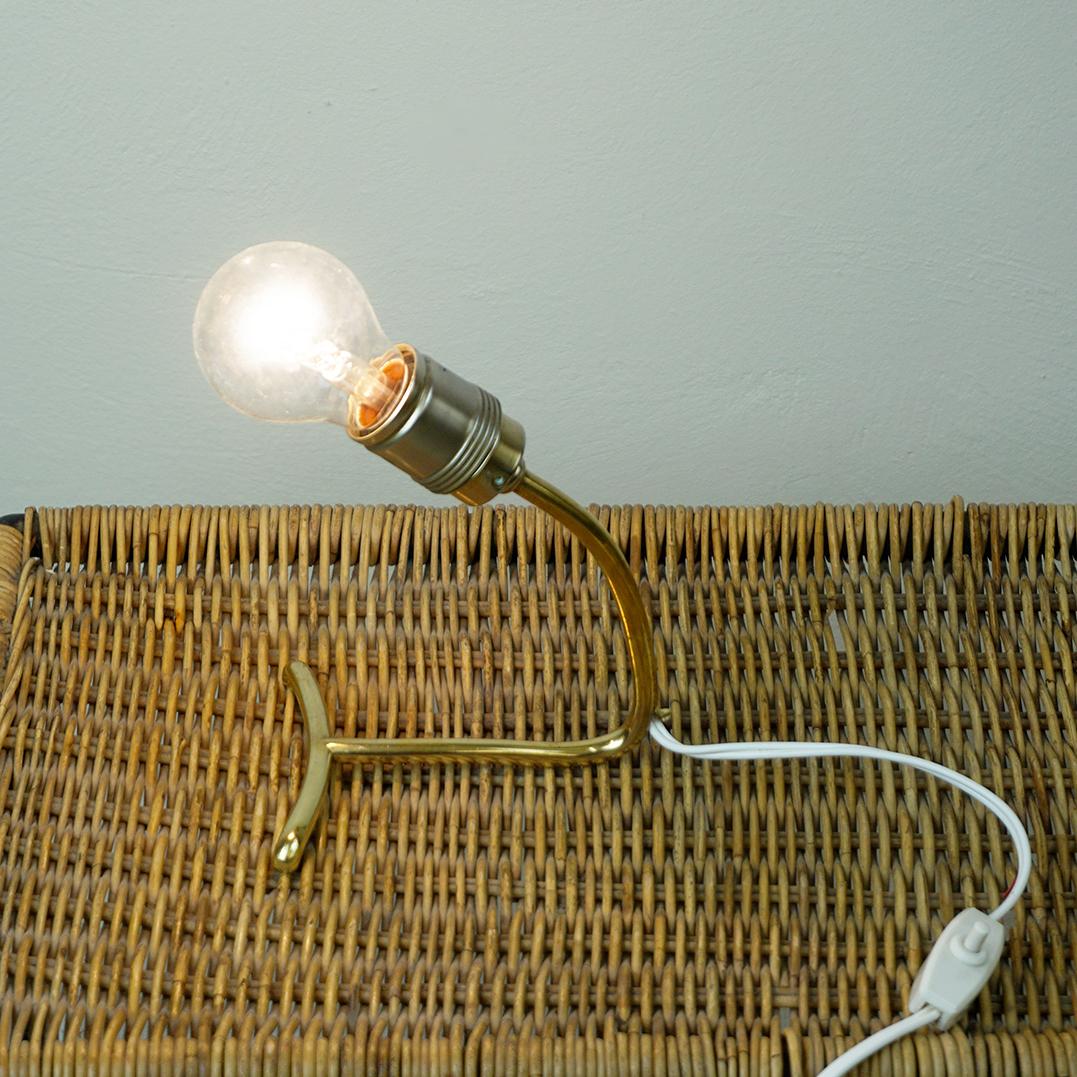 Austrian Midcentury Brass Table Lamp Mod. Rebhuhn by J. T. Kalmar en venta 4