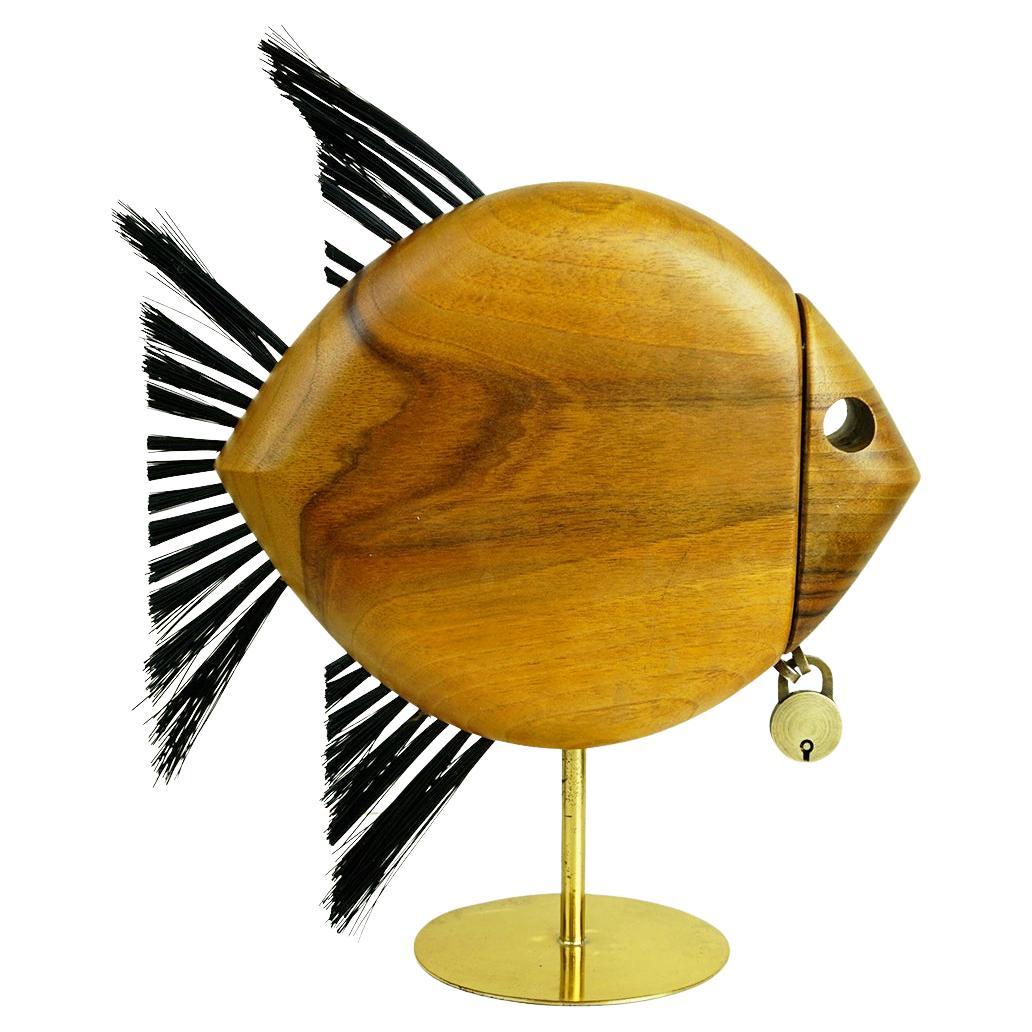 Austrian Midcentury Walnut and Brass Fish Shaped Money Box by Carl Auböck im Angebot