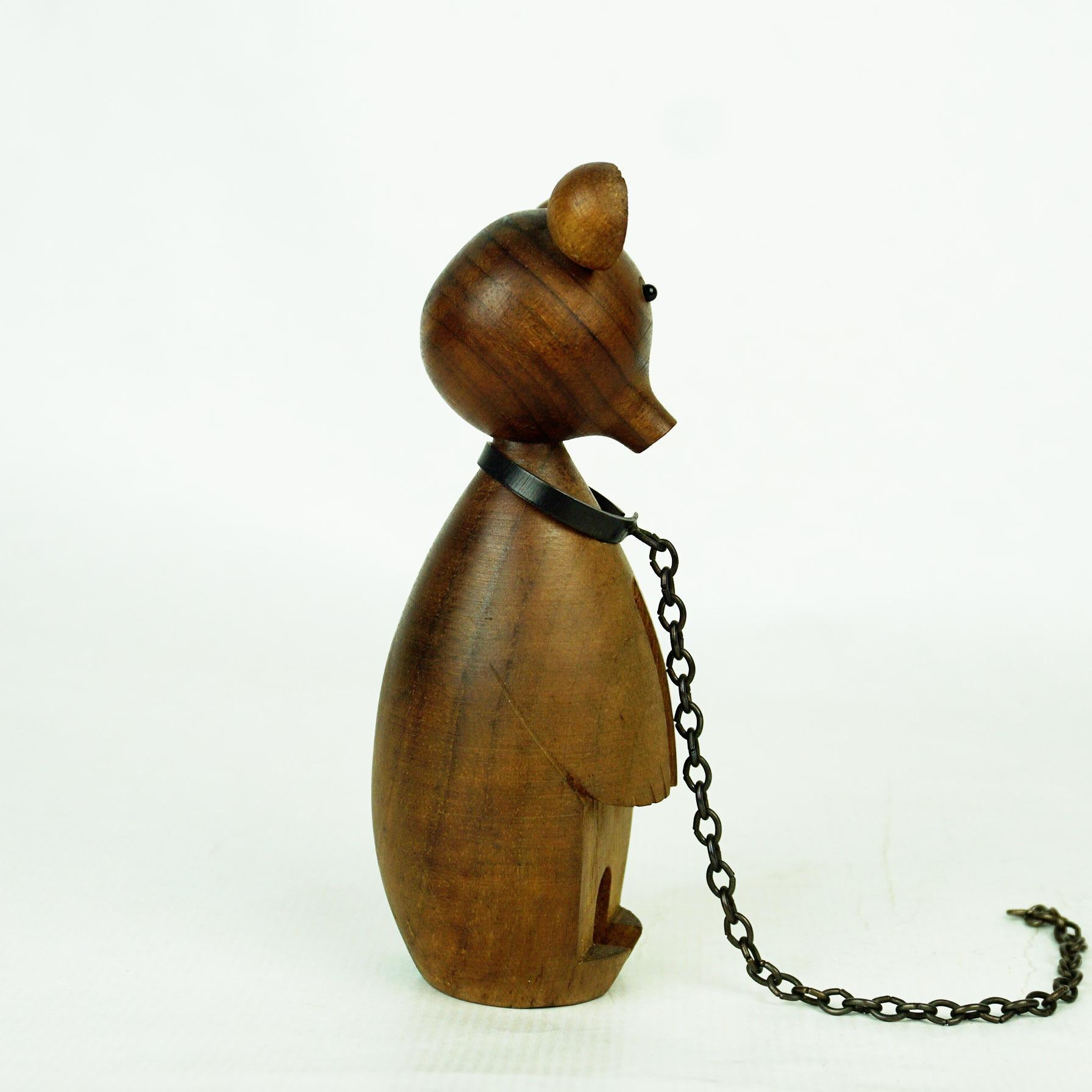 Mid-Century Modern Austrian Midcentury Walnut Bear on a Chain by Werkstätte Hagenauer For Sale