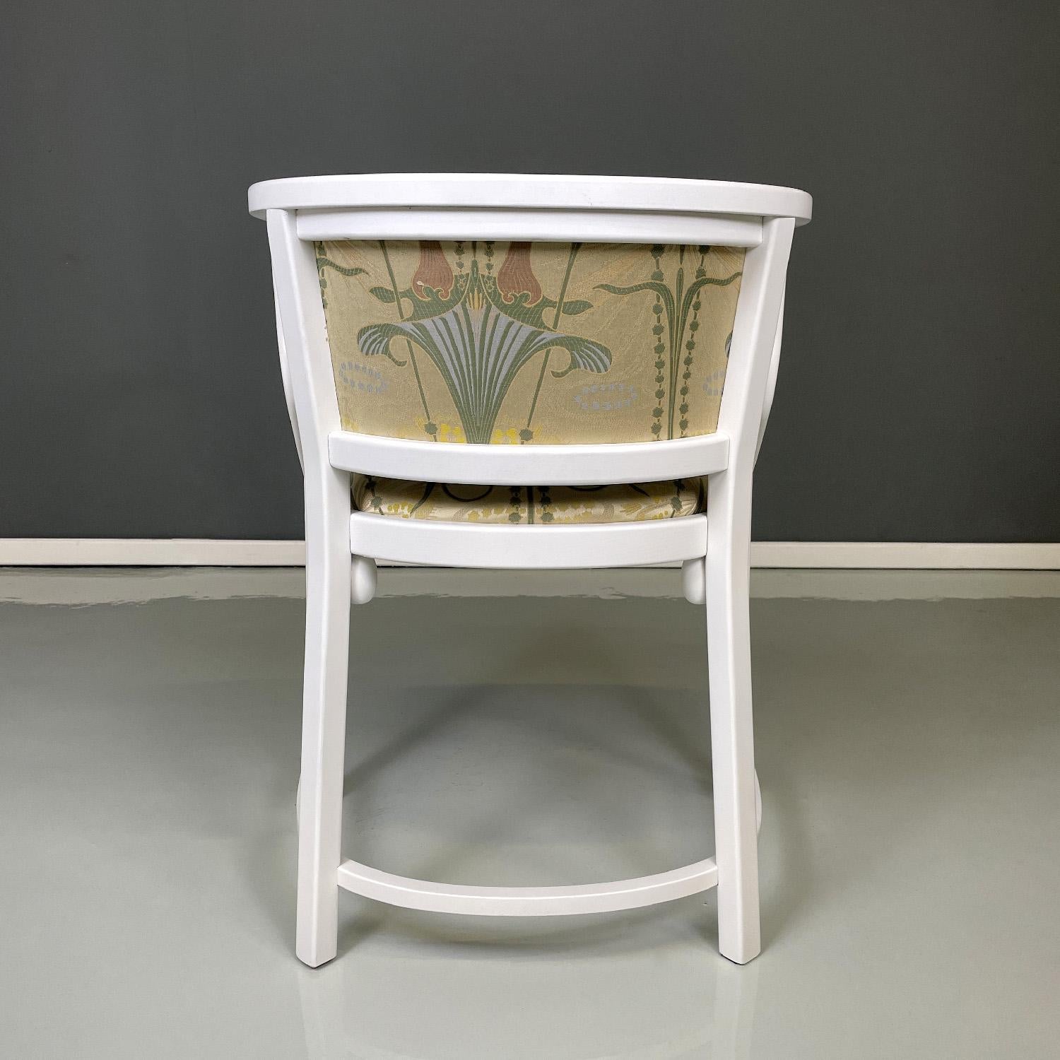 Late 20th Century Austrian modern white wood fabric tub chairs Joseph Hoffmann for Thonet, 1970s For Sale