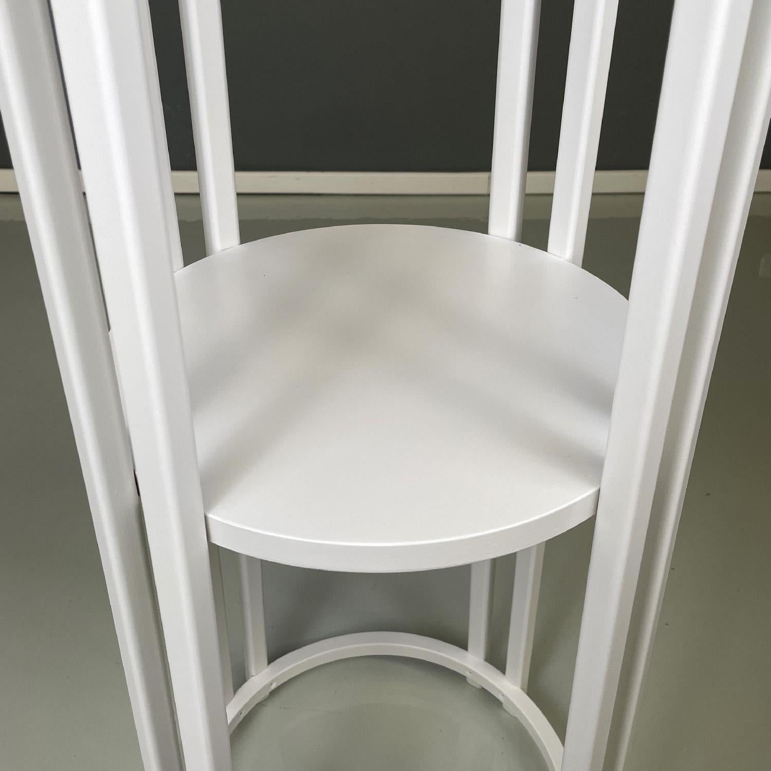 Austrian modern white wooden pedestal with two tops by Thonet, 1990s For Sale 3