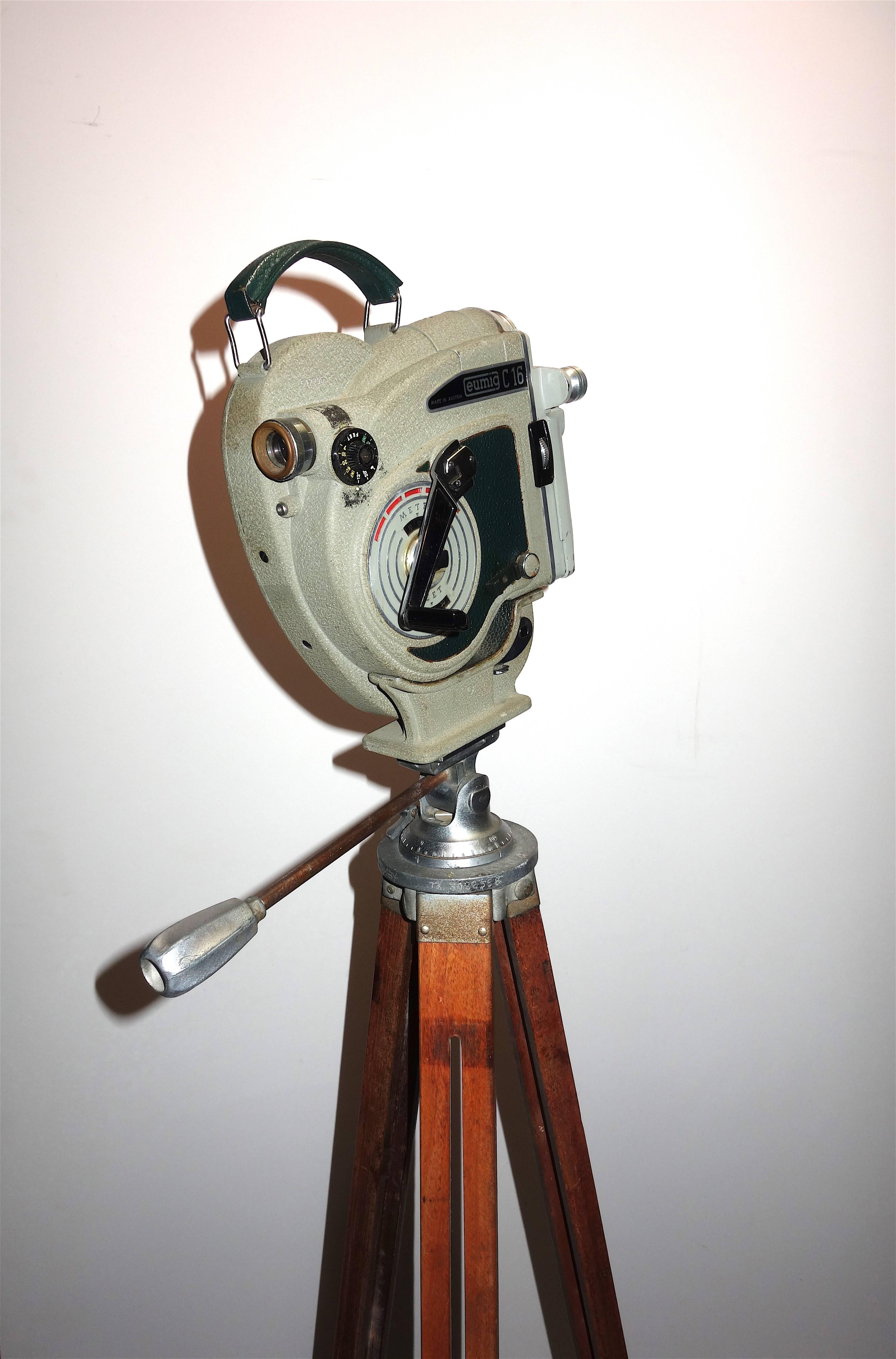 Art Deco Austrian Motion Picture Camera circa 1956 on Wood Tripod Vintage Perfect Display For Sale
