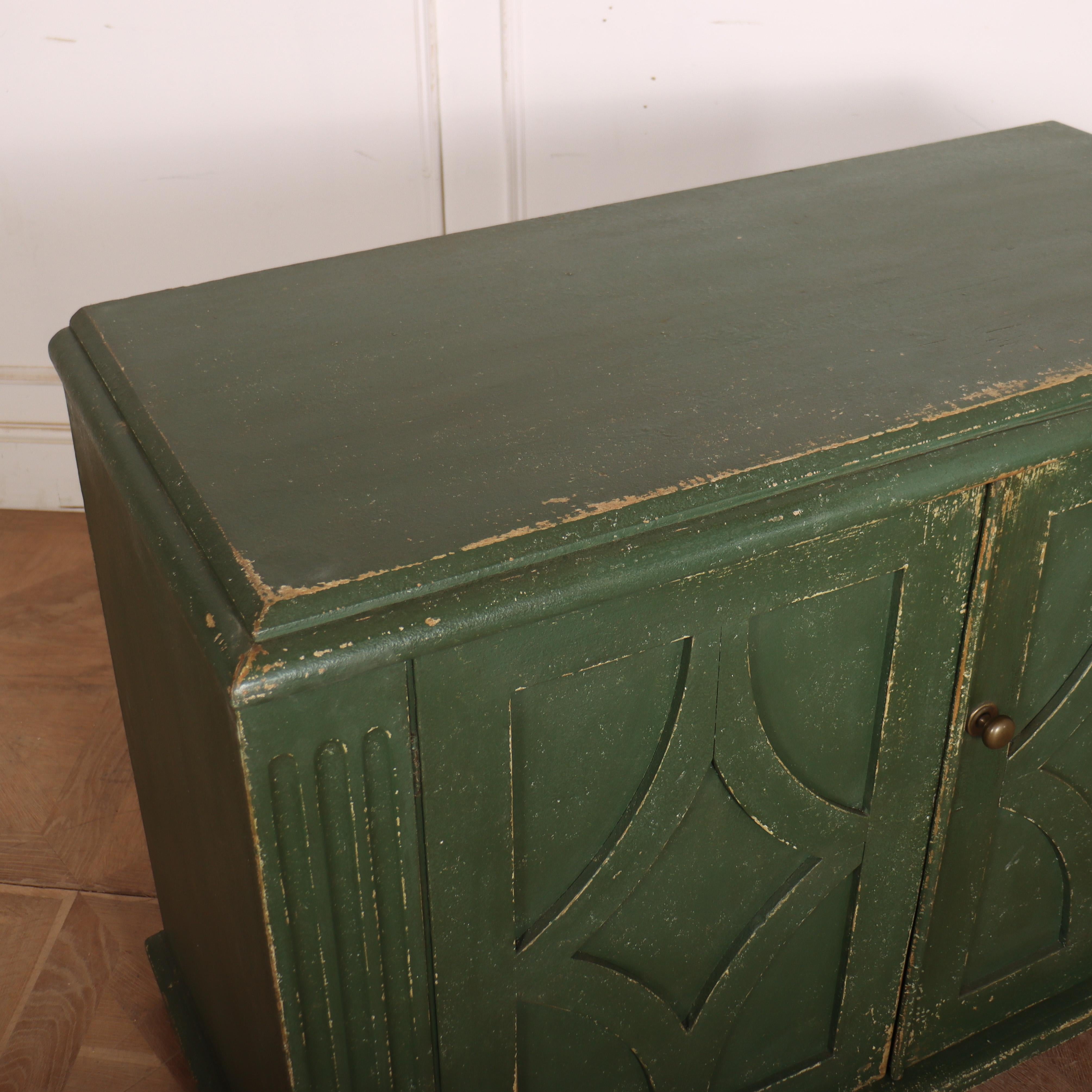 Buffet austriaco dipinto in vendita 2