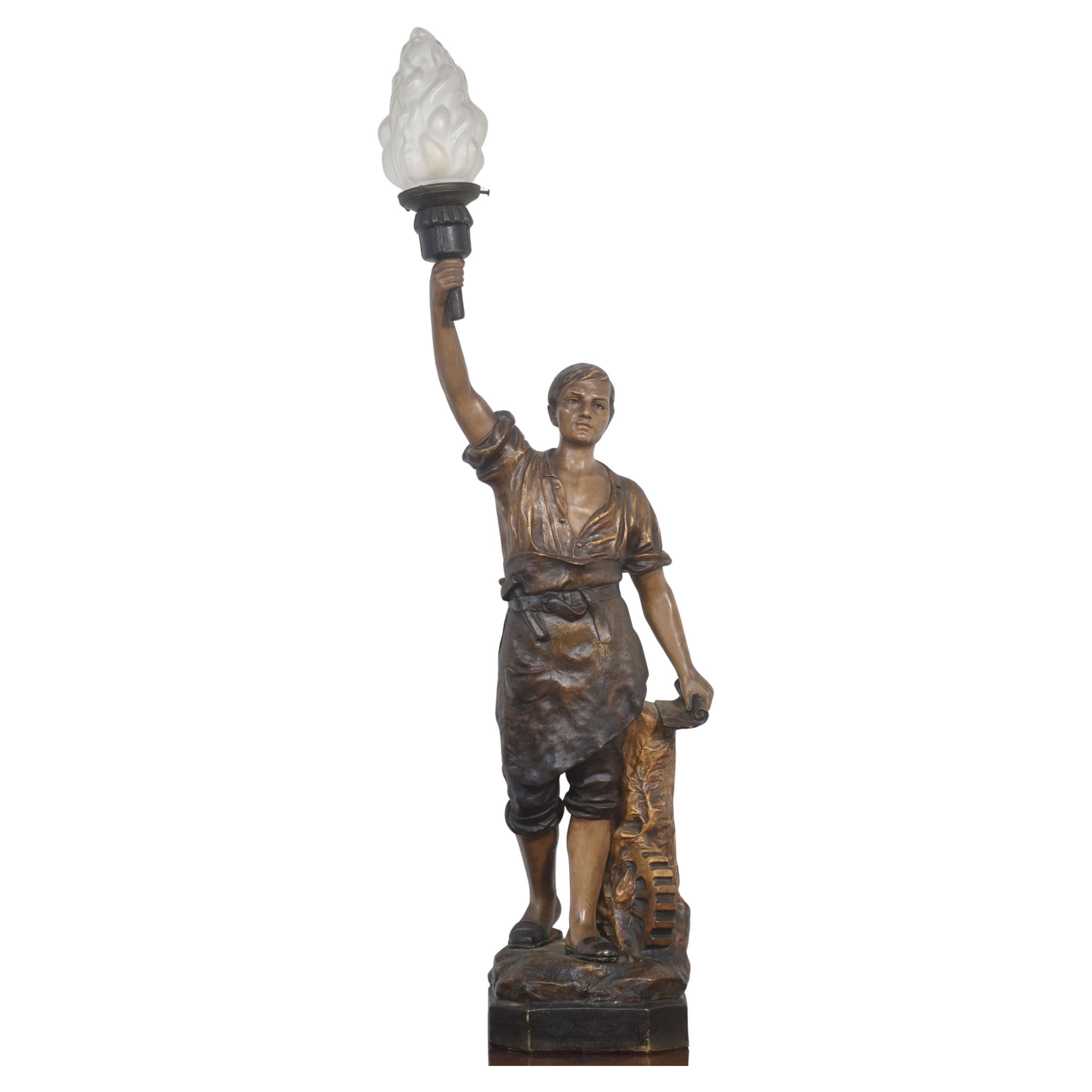 Lampada da tavolo figurata in terracotta dipinta austriaca