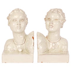 Coppia austriaca di fermalibri con testa di ragazza attribuiti alla Wiener Werkstätte