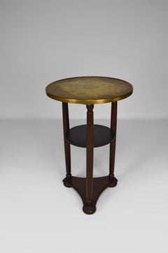 Österreichischer Pedestal-Tisch mit geprägter Messingplatte, um 1910