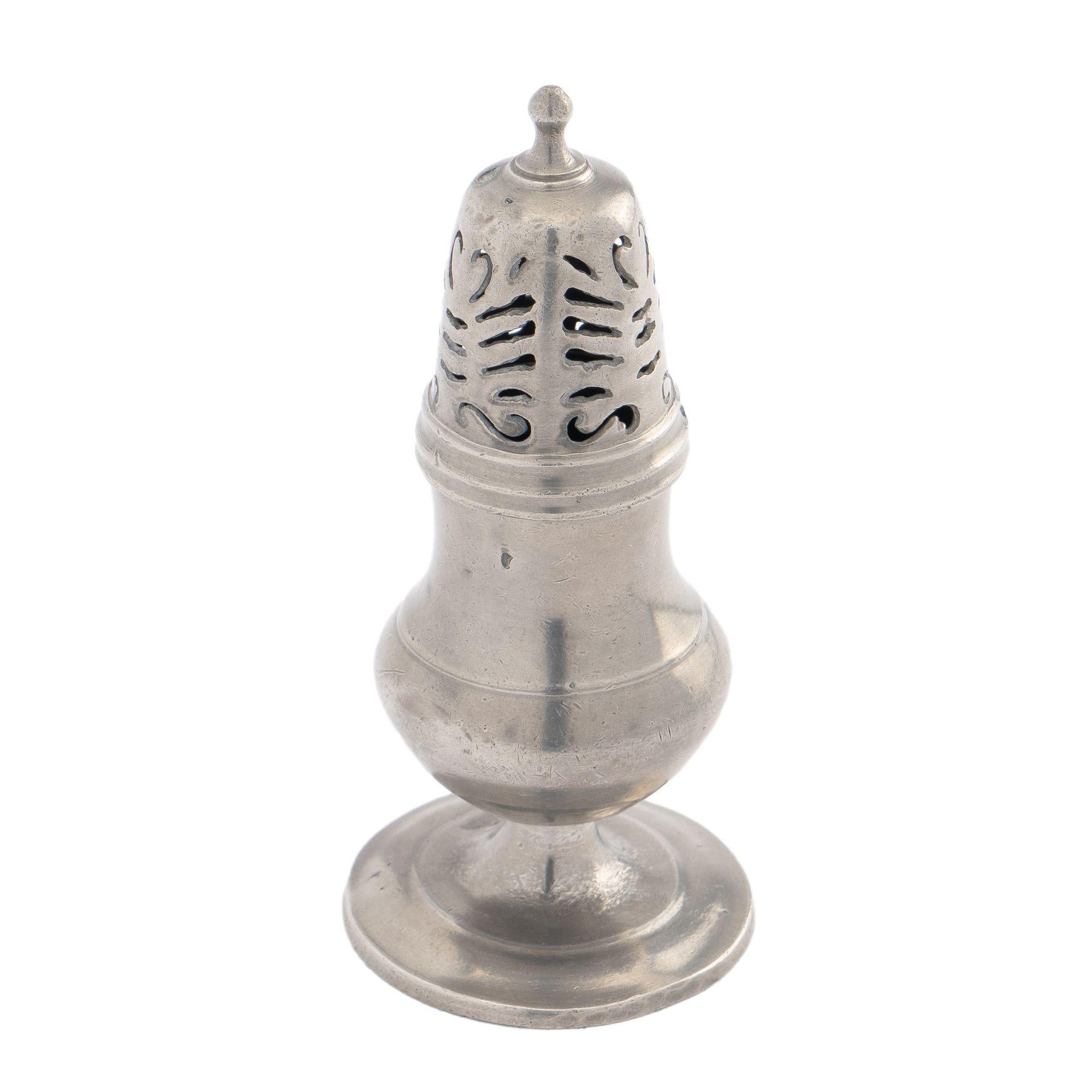 Austrian pewter sugar shaker, 1830 In Good Condition For Sale In Kenilworth, IL