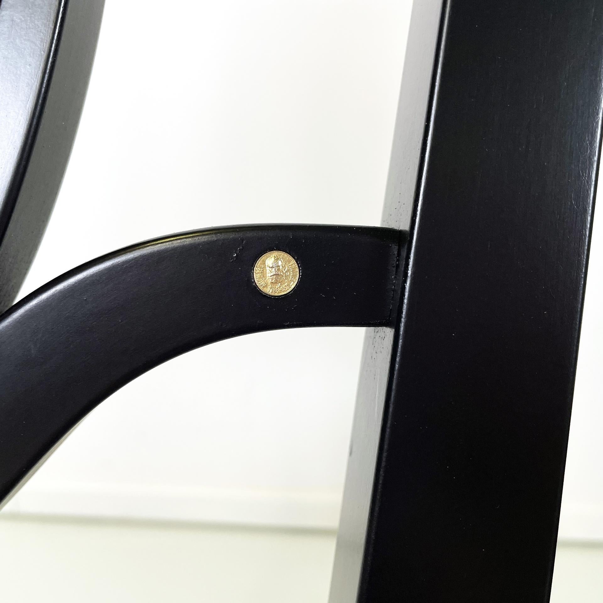 Sedie post-moderne austriache 411 di Marcel Kammerer per Thonet, anni '90 in vendita 6