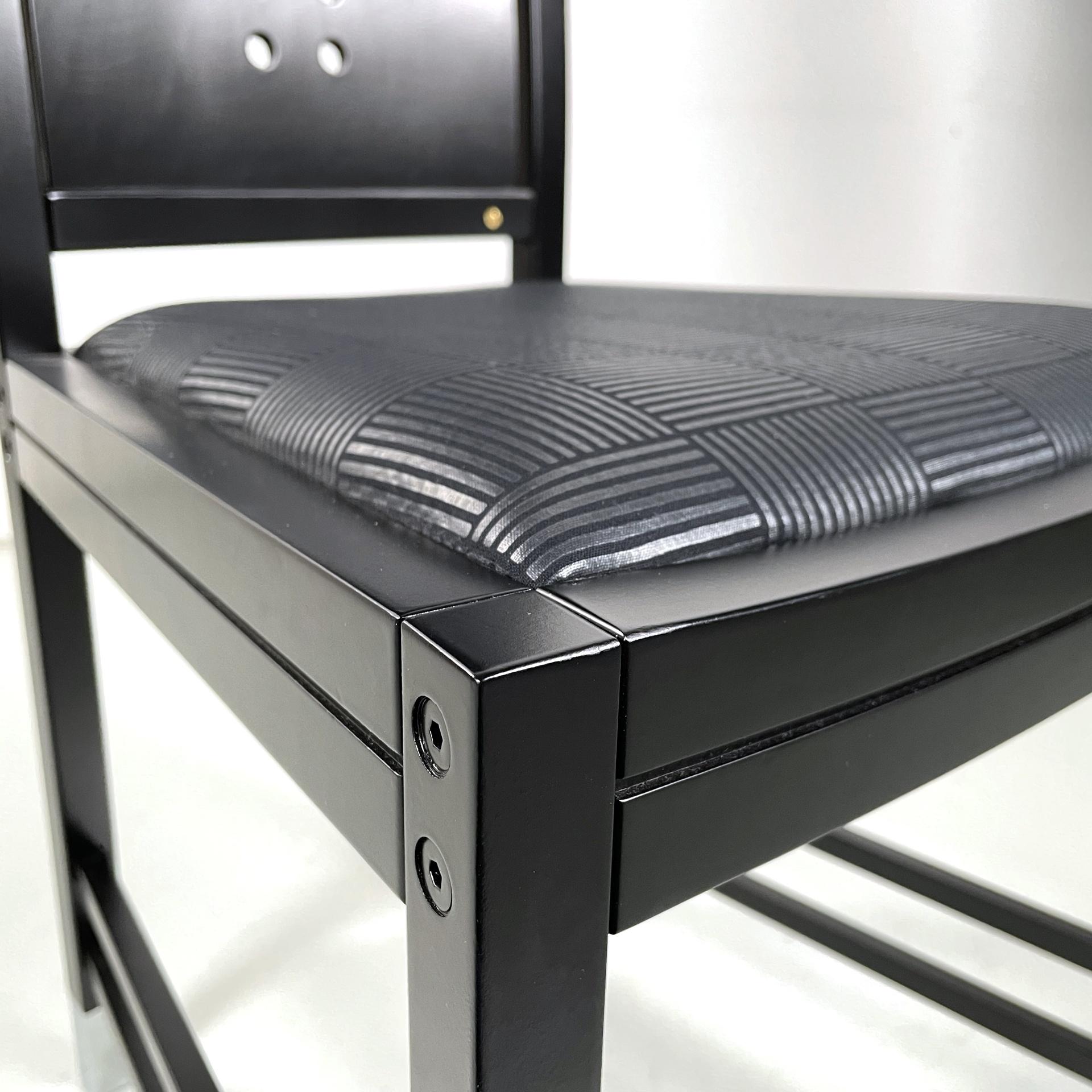Sedie postmoderne austriache di Ernst W. Beranek per Thonet, anni '90 in vendita 3