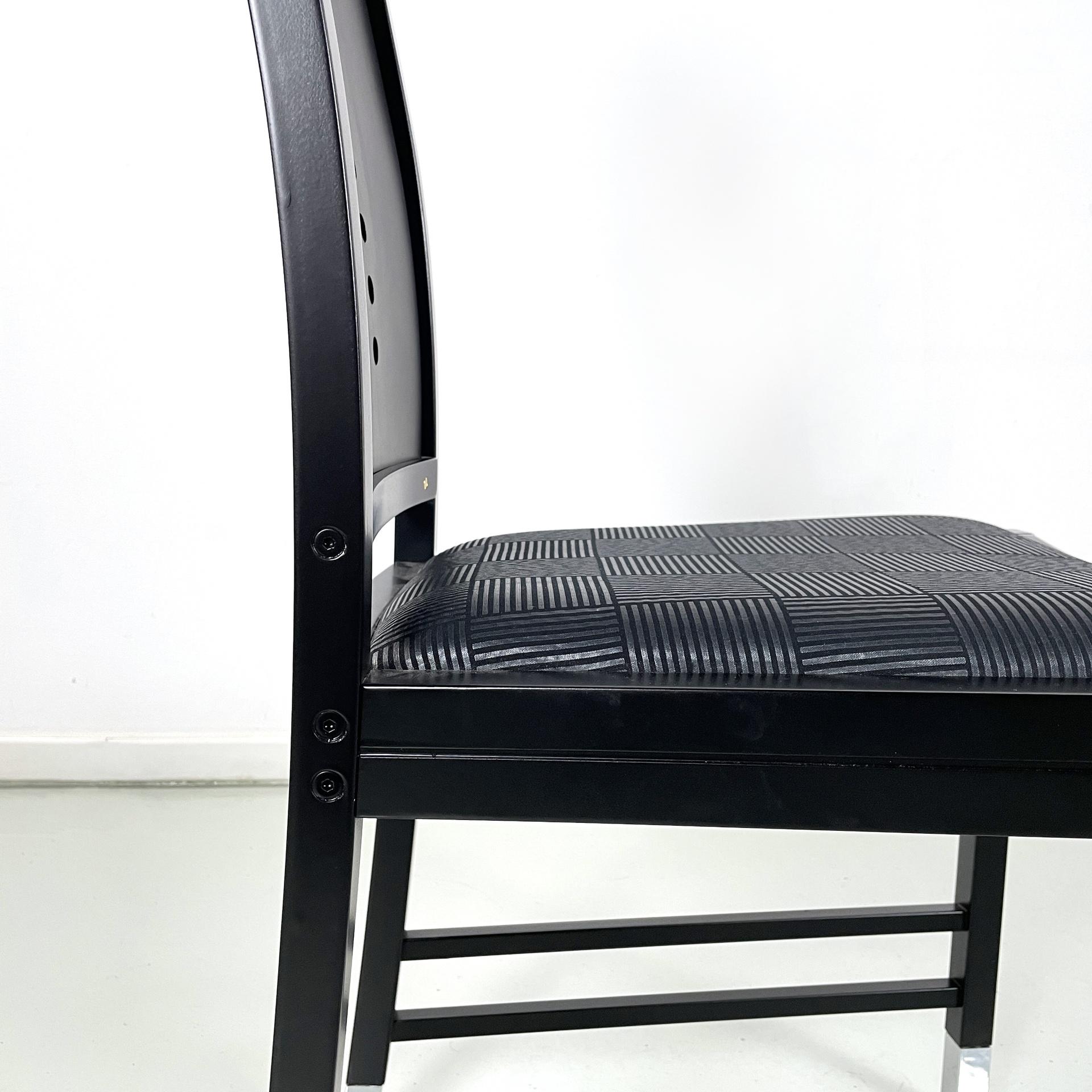 Sedie postmoderne austriache di Ernst W. Beranek per Thonet, anni '90 in vendita 7