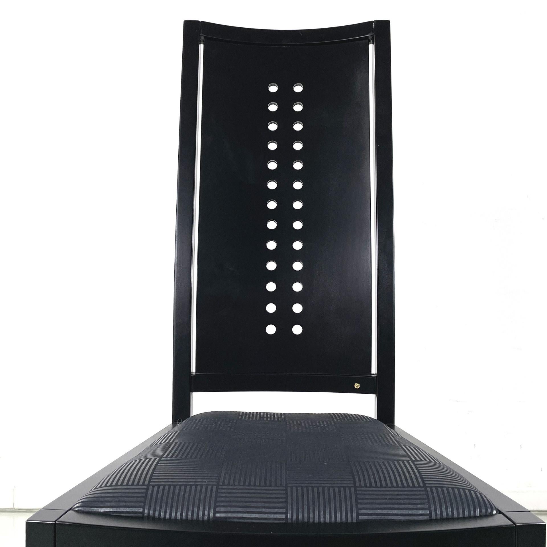 Fine XX secolo Sedie postmoderne austriache di Ernst W. Beranek per Thonet, anni '90 in vendita