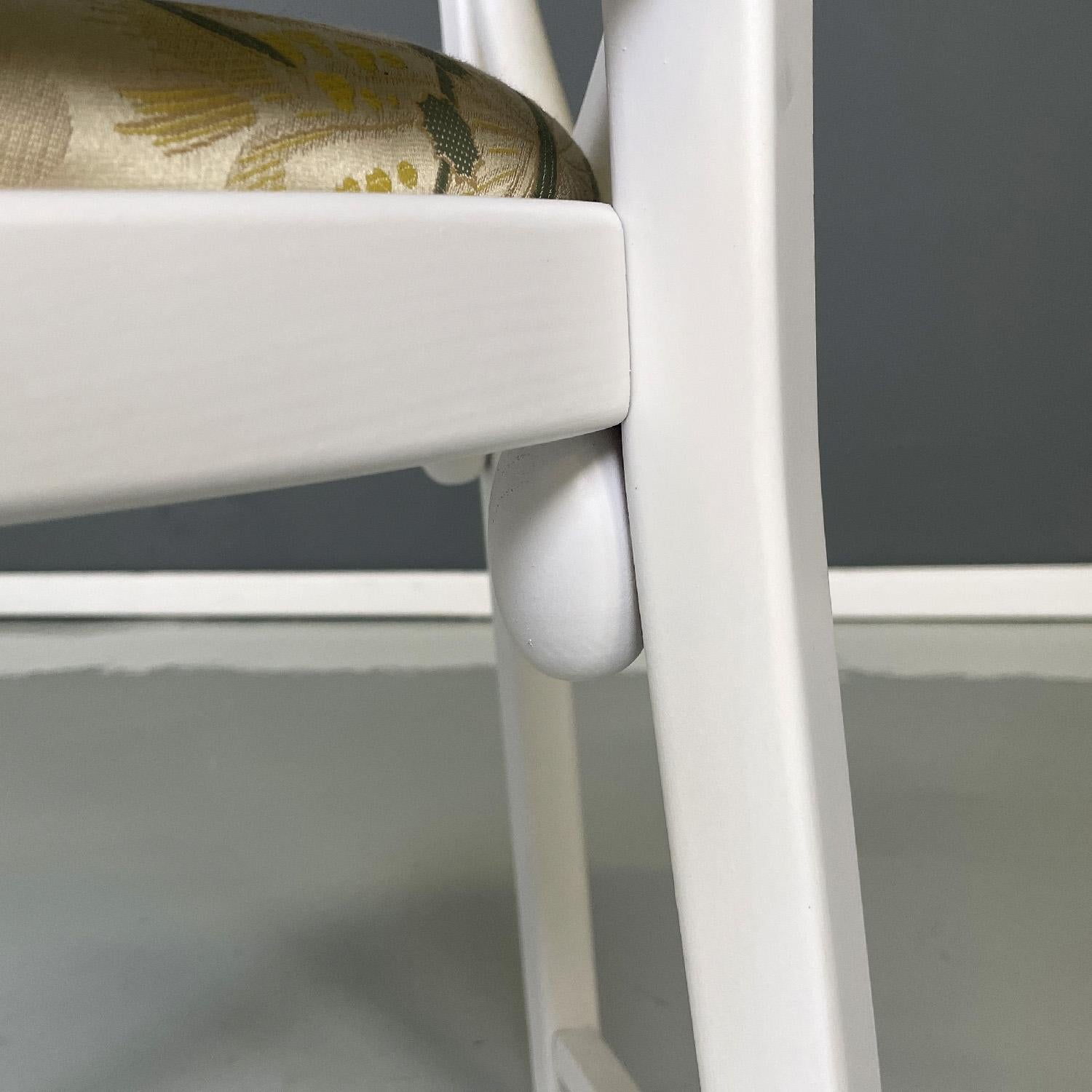 Sedie da vasca austriache postmoderne in legno bianco di Joseph Hoffmann per Thonet, anni '90 in vendita 6