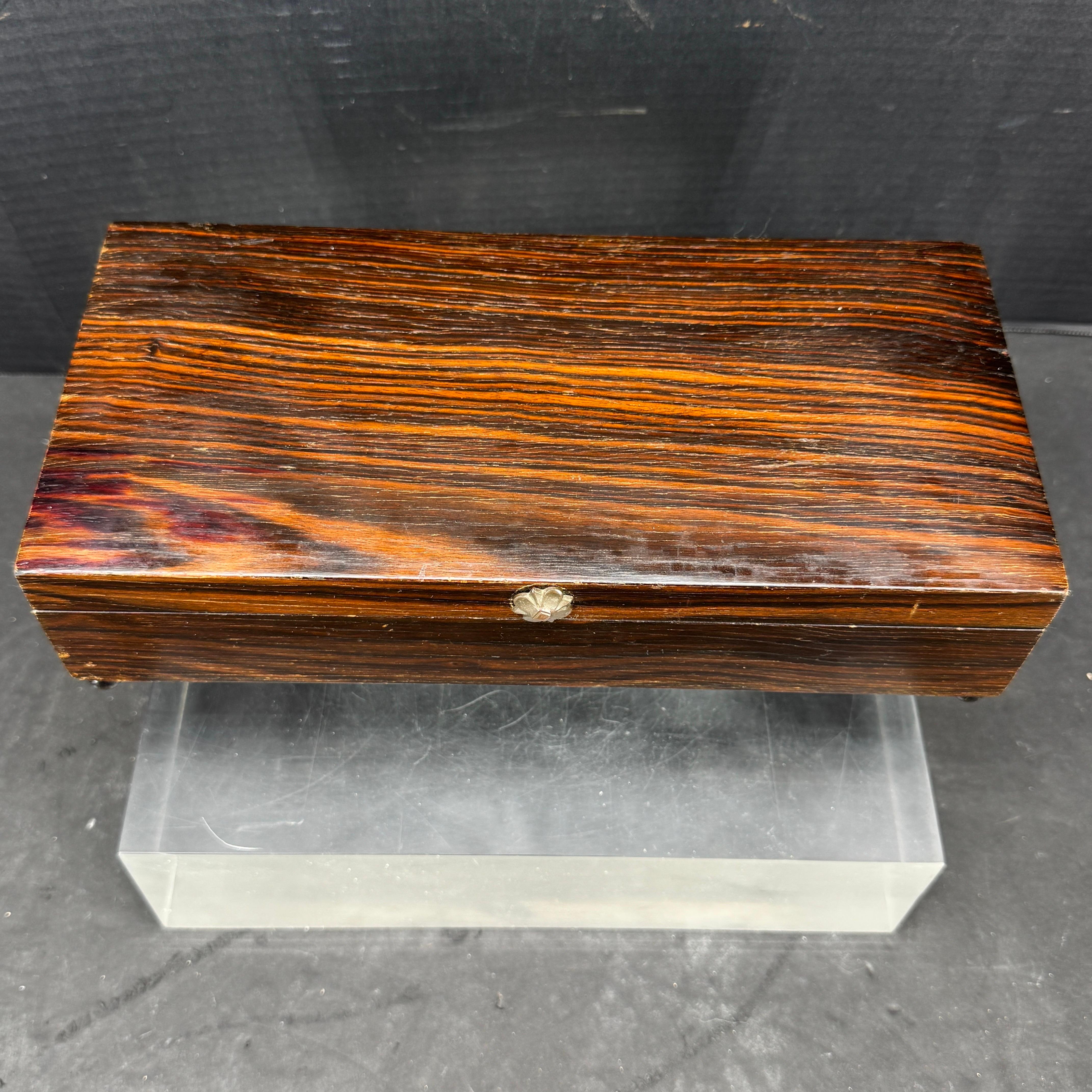 Hand-Crafted Austrian Rectangular Rosewood Trinket Jewelry Box For Sale