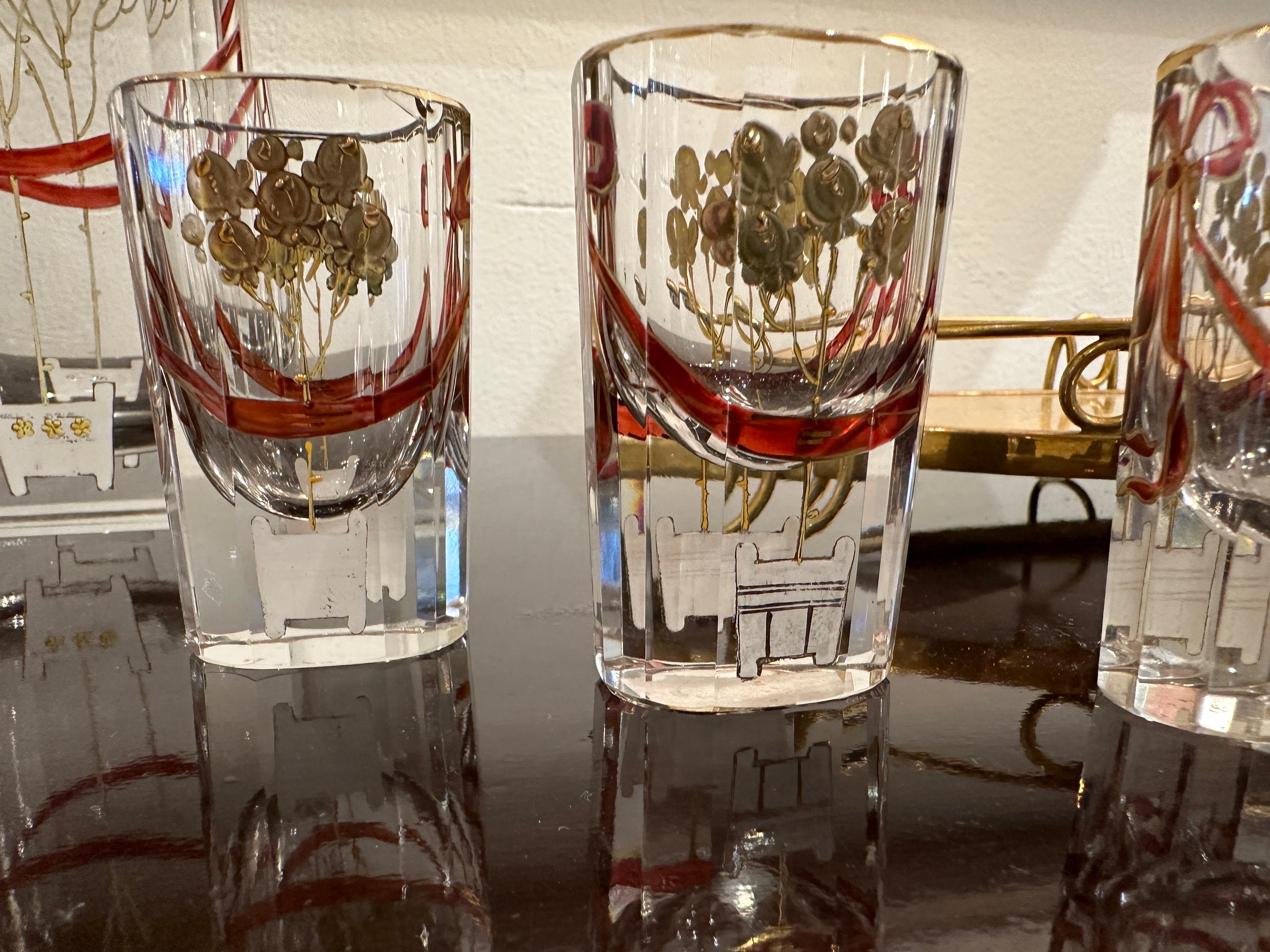 Österreichisches, sezessionistisches Kristall-Dekanter- und Kordelglaswaren-Set im Zustand „Gut“ im Angebot in East Hampton, NY