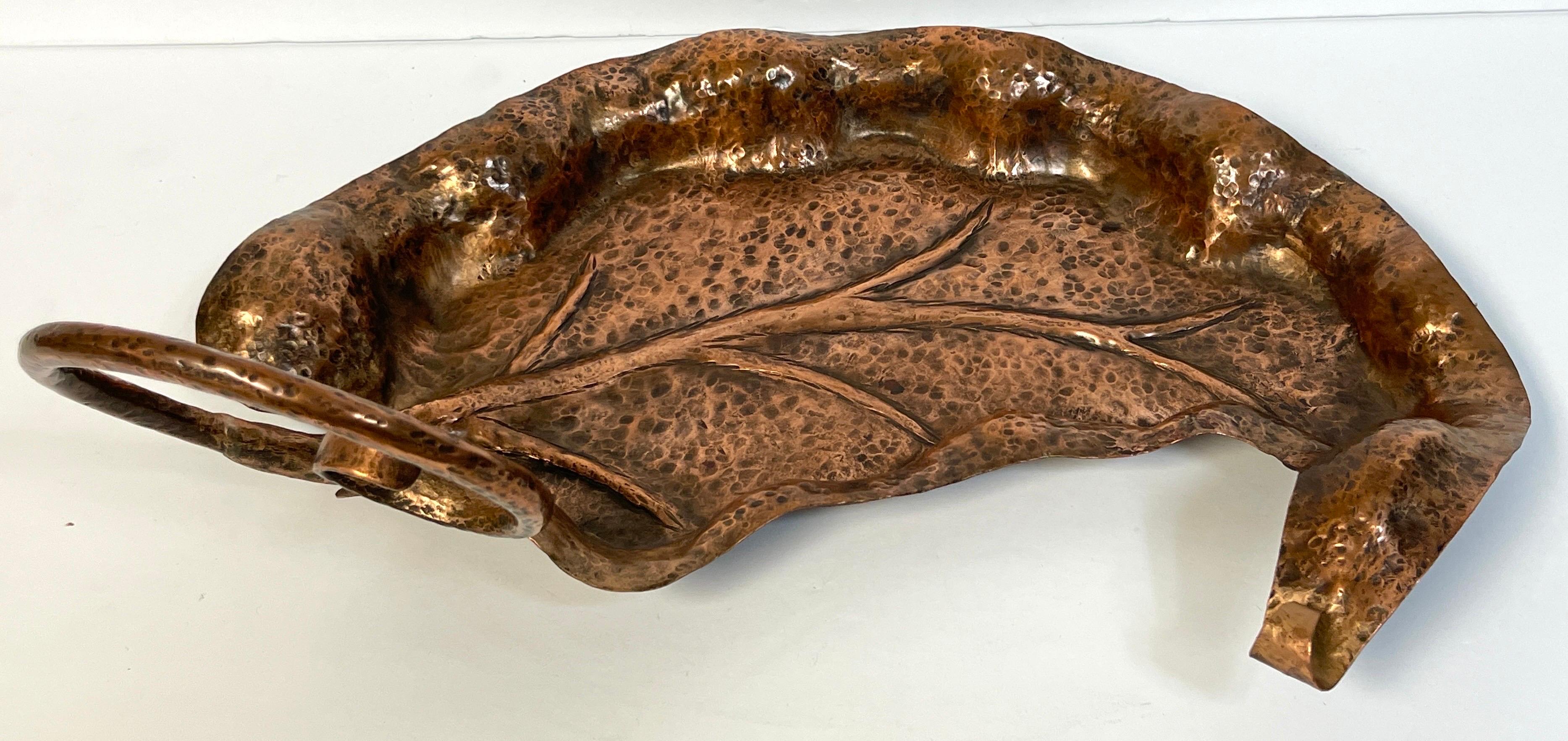 20th Century Austrian Secessionist Hand-Forged Copper Leaf Motif Bowl/Vide-Poche For Sale