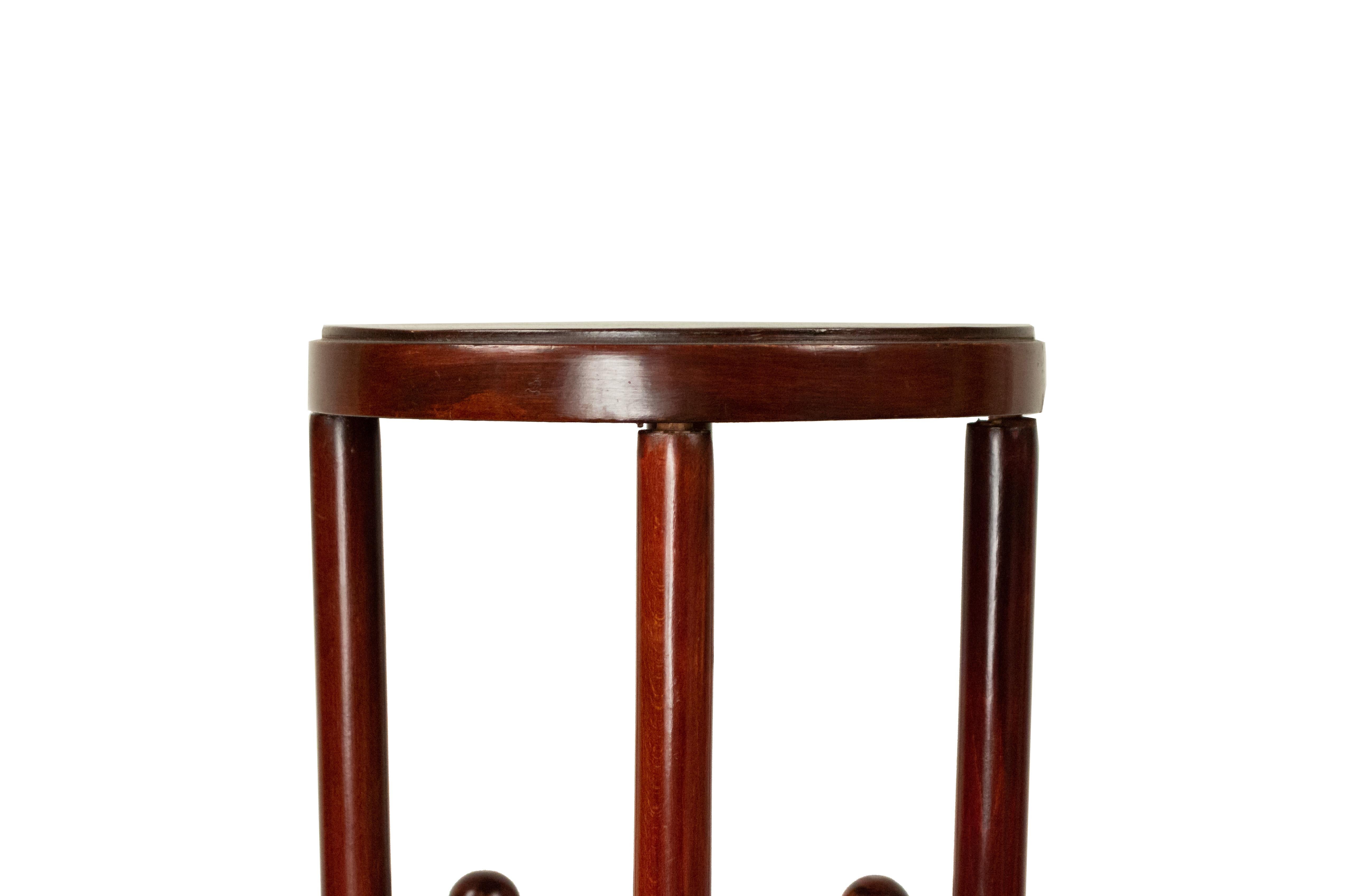 Bentwood Secessionist Thonet Pedestal For Sale 2