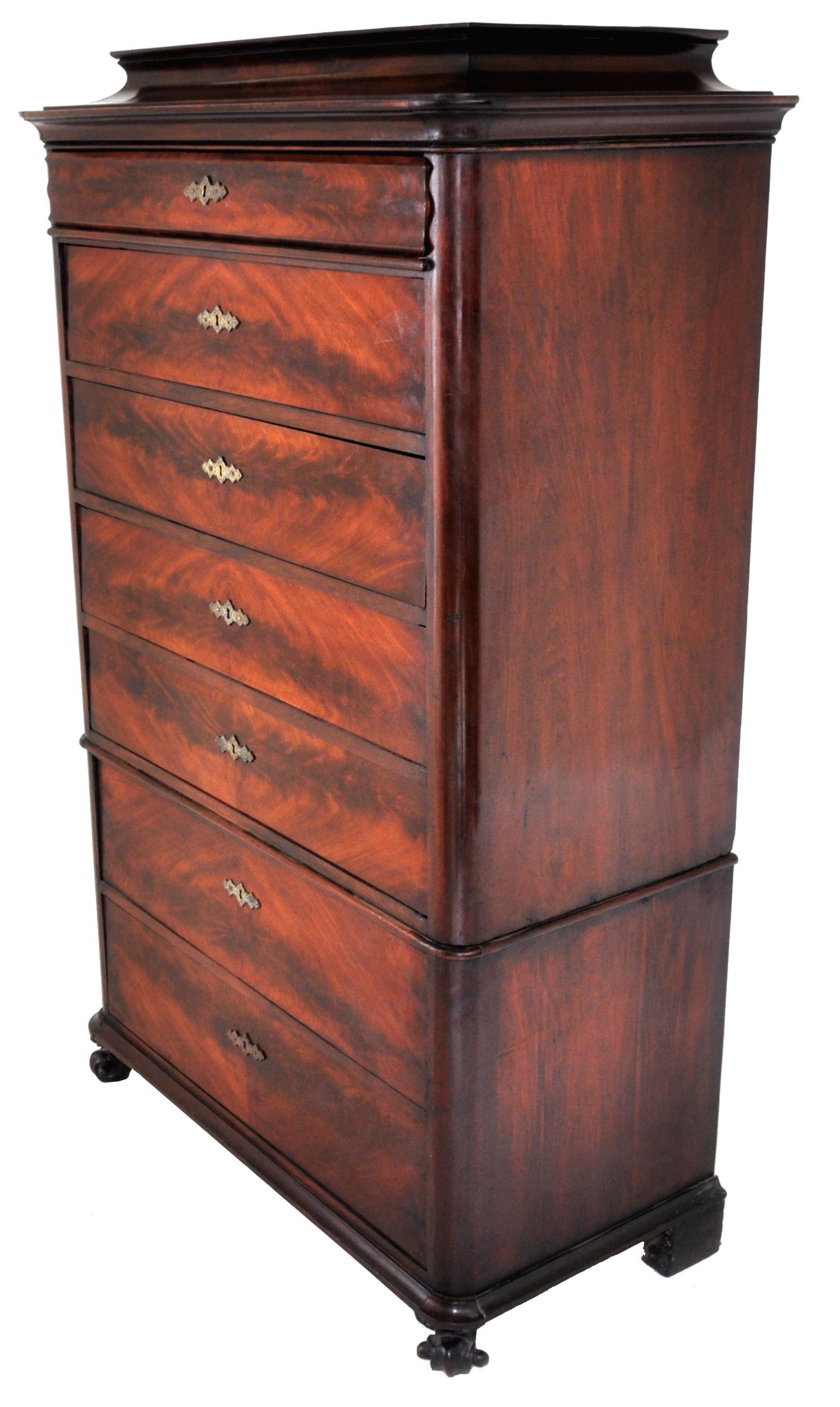 19th Century Austrian Seven-Drawer Biedermeier Figured Walnut Chest of Drawers/Semainier