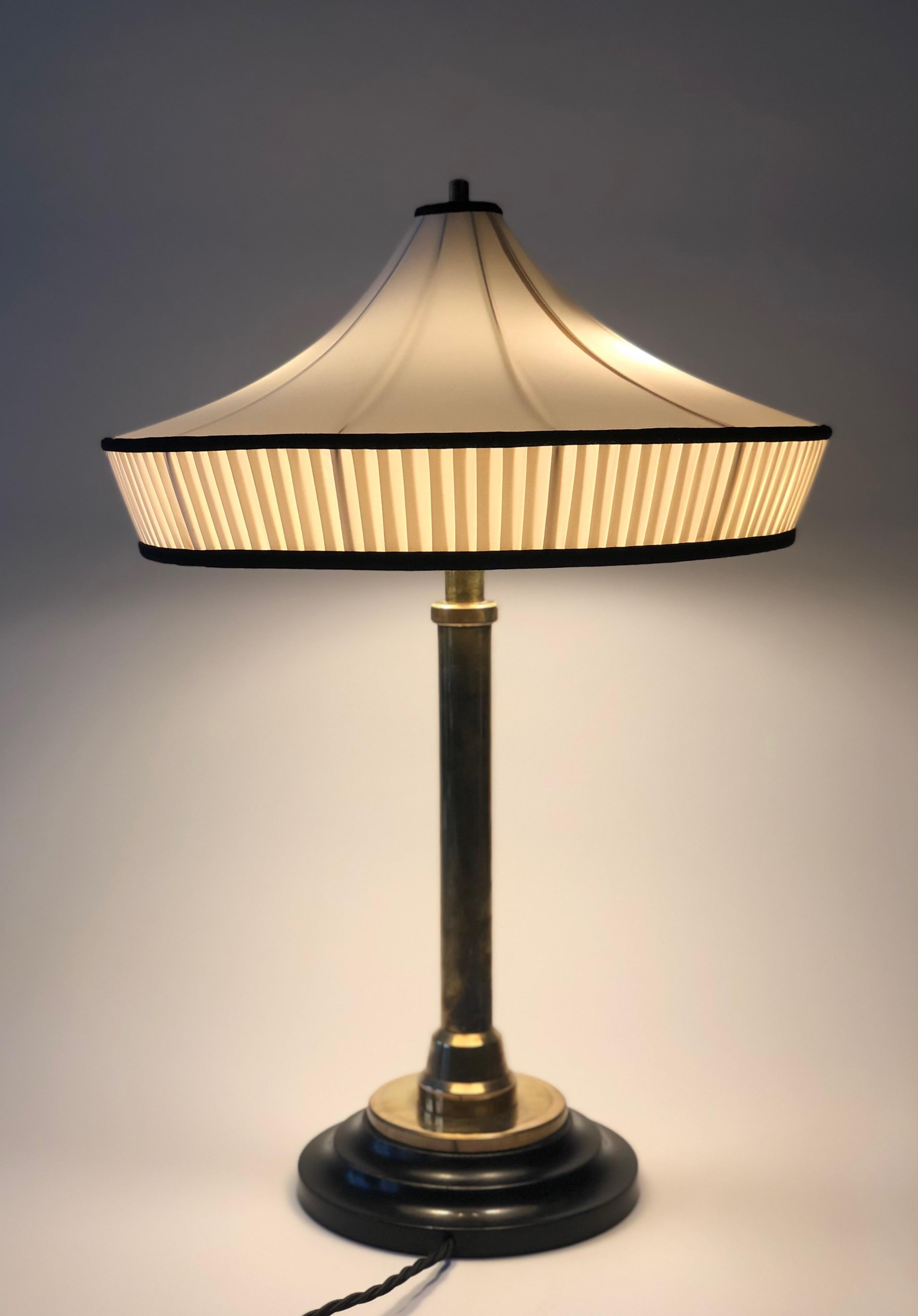 Austrian Table Lamp, Jugendstil, Hoffmannesque For Sale 4