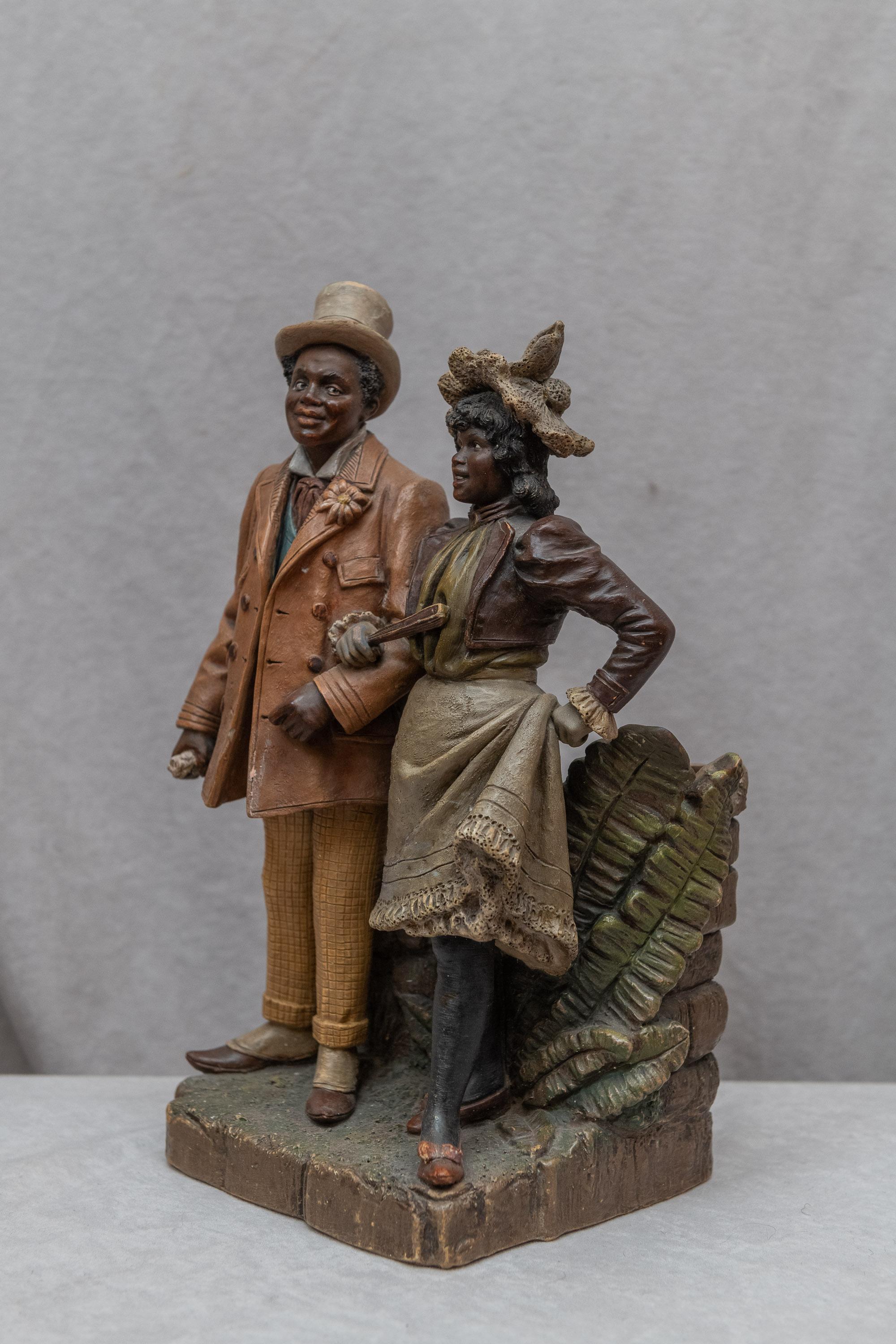 Austrian Terra Cotta Cigar Holder with Collectible Black Figures, ca. 1900 In Good Condition In Petaluma, CA