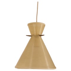 Lampe à suspension autrichienne en plastique texturé