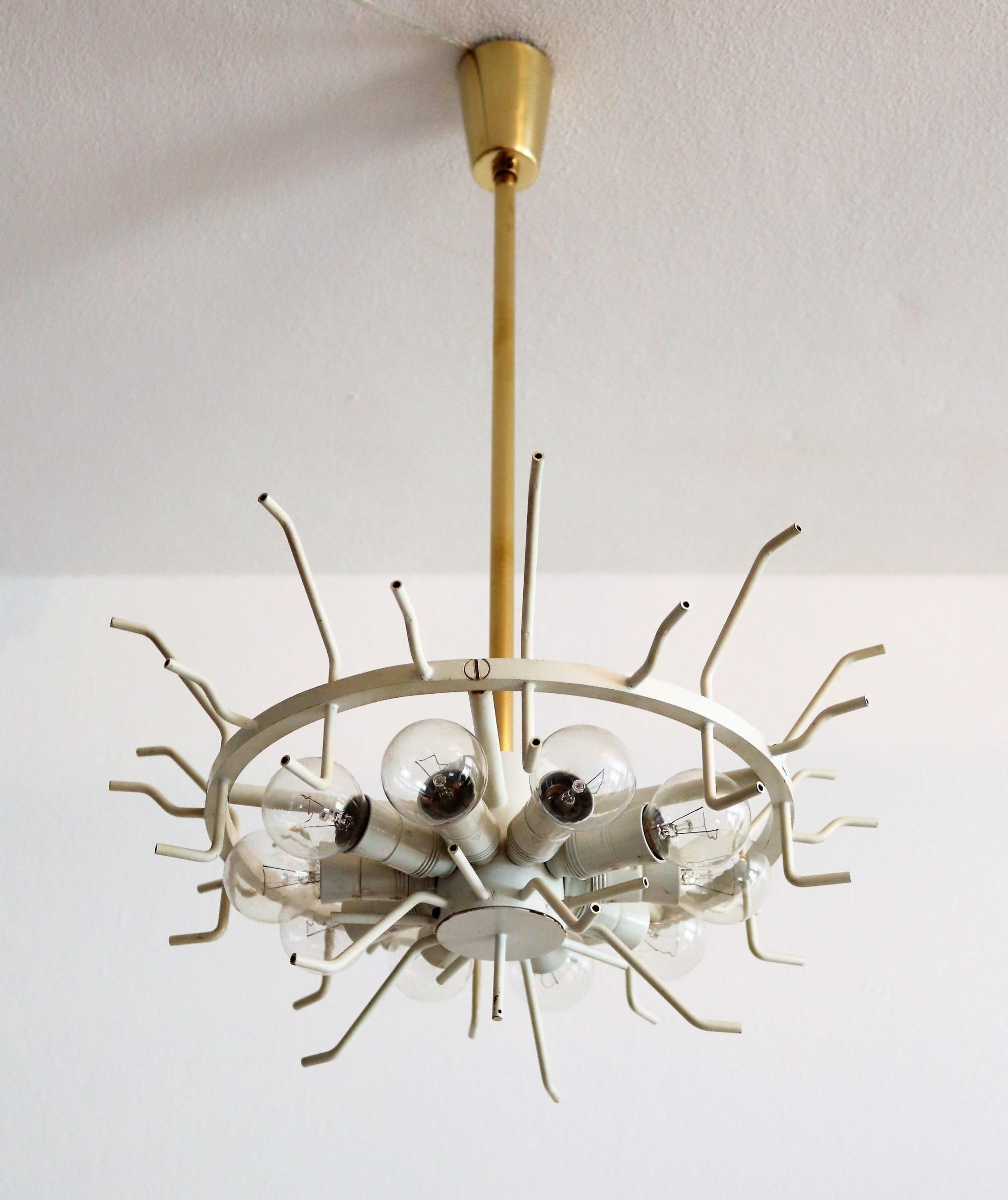 Midcentury Tulipan Chandelier in Glass and Brass by Austrian Kalmar, 1960s For Sale 9