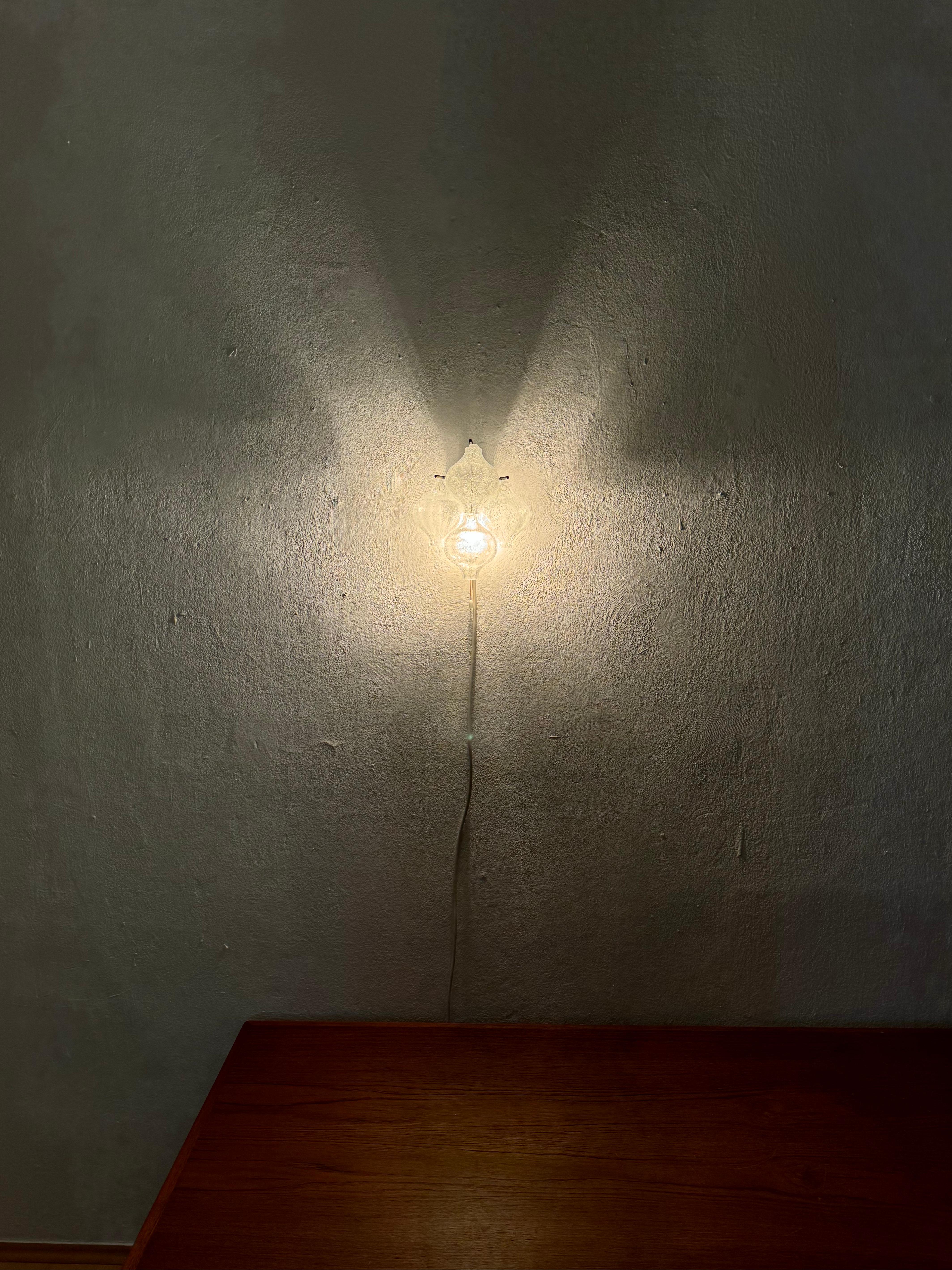 Lámpara de pared austriaca Tulipan de J.T. Kalmar en venta 2