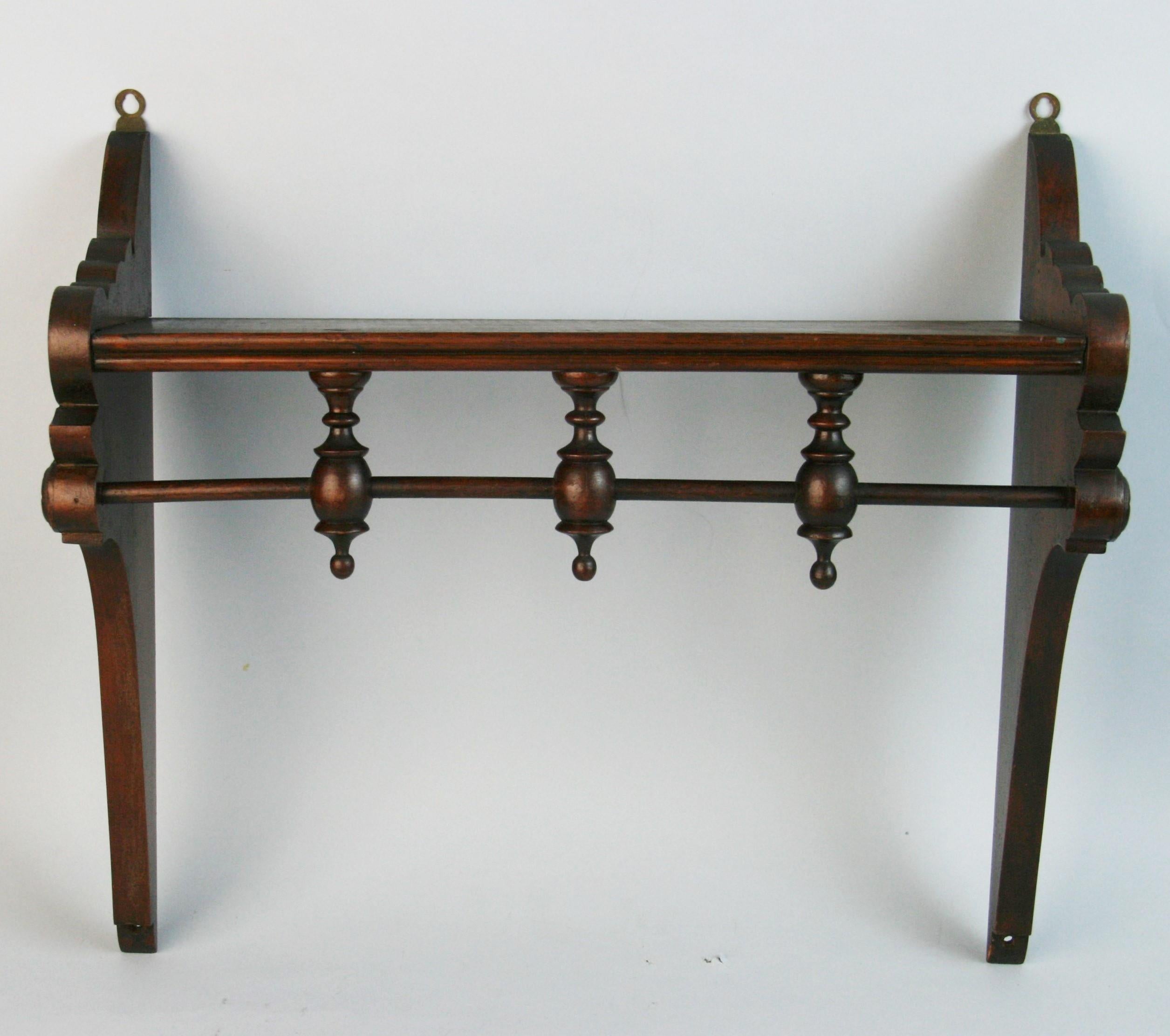 Austrian Turned Walnut Wall Shelf In Good Condition For Sale In Douglas Manor, NY