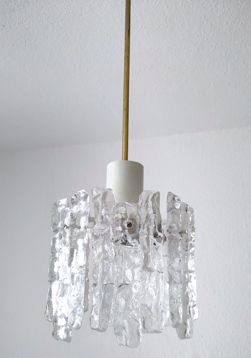 Österreichische Vintage-Deckenleuchte aus geblasenem Glas, Einbau- oder Einbaubeleuchtung, 1960er Jahre im Zustand „Gut“ im Angebot in Berlin, DE