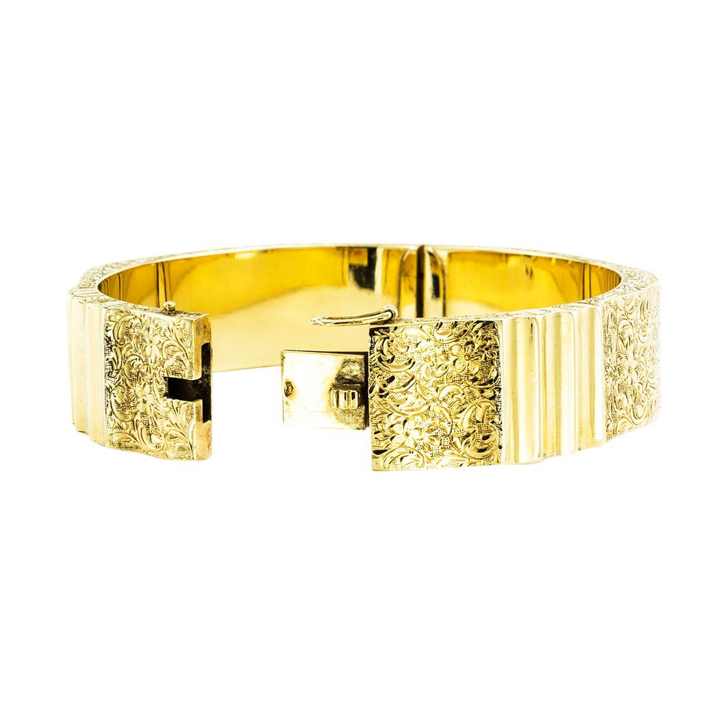 Austrian Vintage Yellow Gold Bangle Bracelet In Good Condition For Sale In Los Angeles, CA