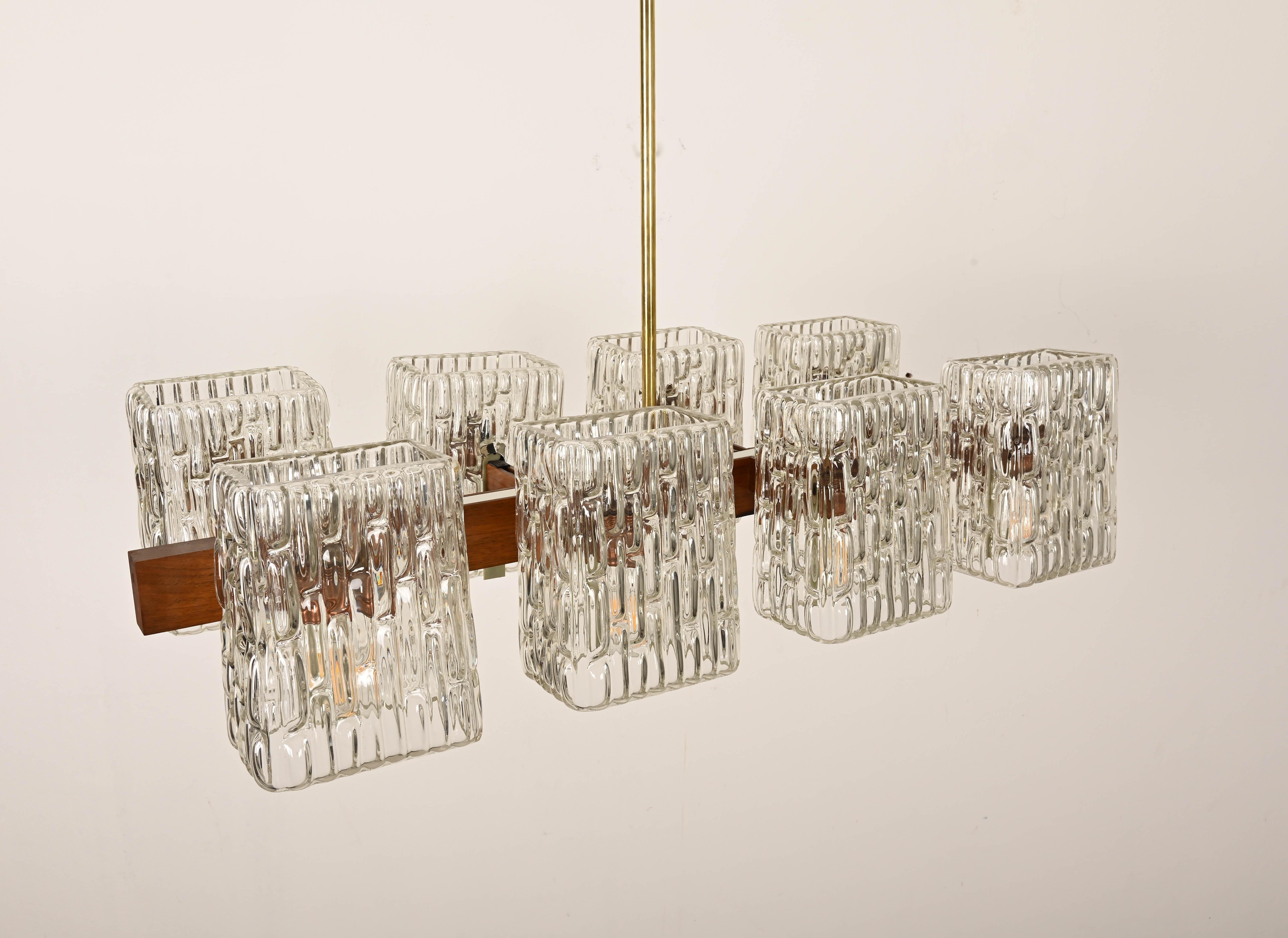 Lampadario austriaco in noce/ottone con paralumi in vetro pressato di Rupert Nikoll in vendita 4