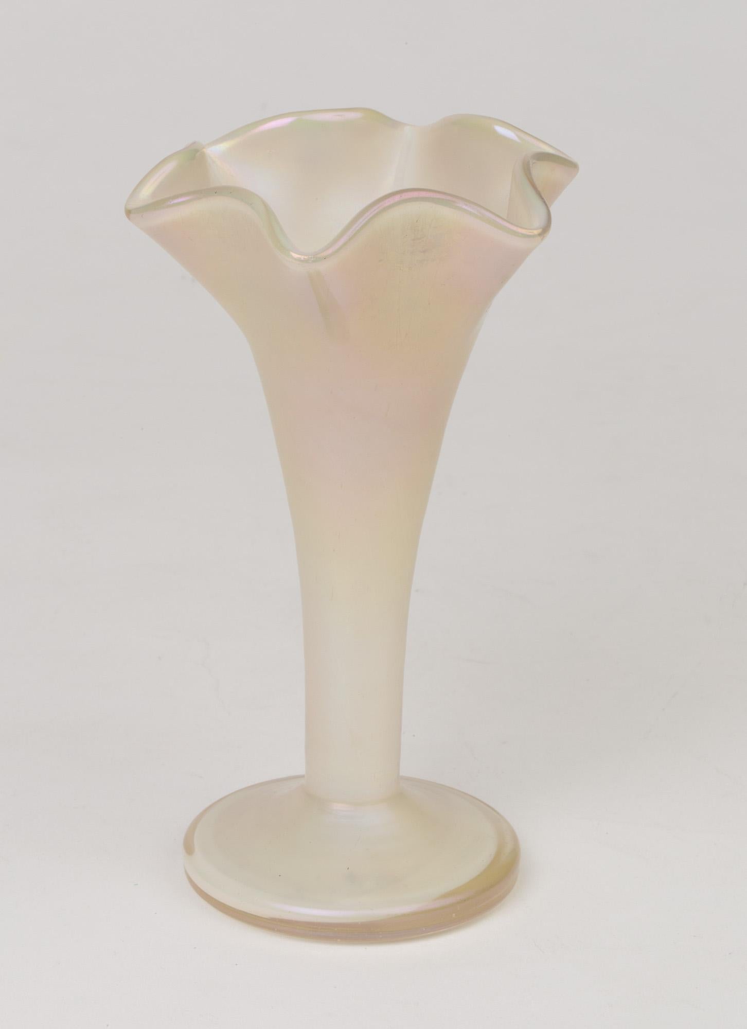 Austrian White Opalescent Kralik/Loetz Art Glass Floral Shaped Vase For Sale 2