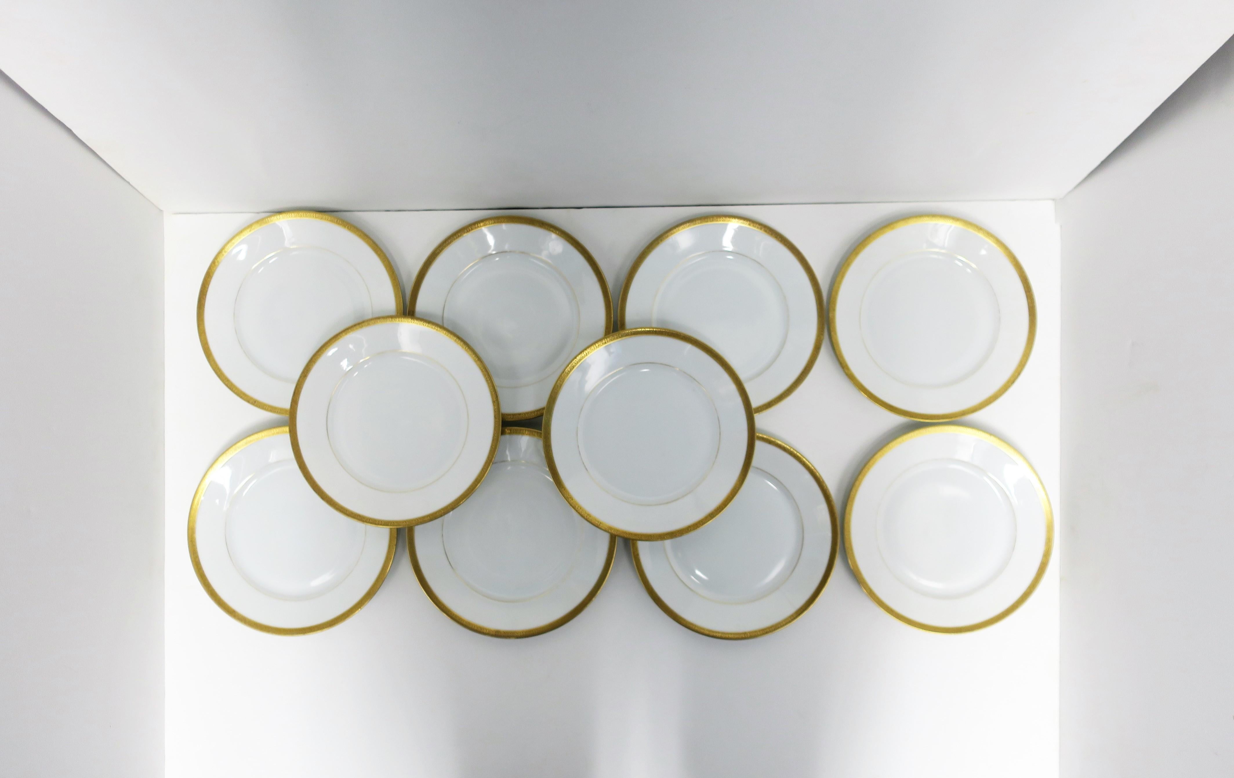 white porcelain plates with gold trim