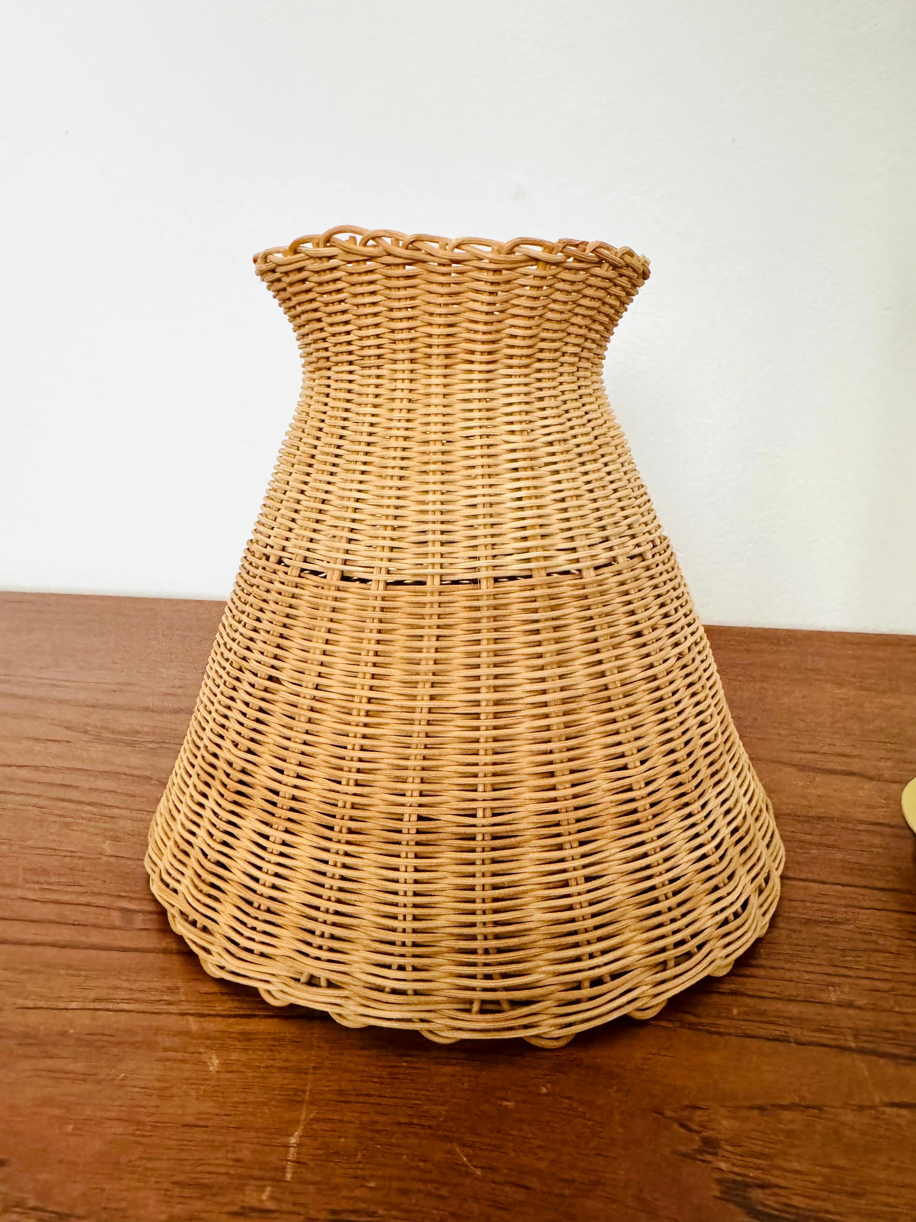 Austrian Wicker Table Lamp by Rupert Nikoll en venta 10
