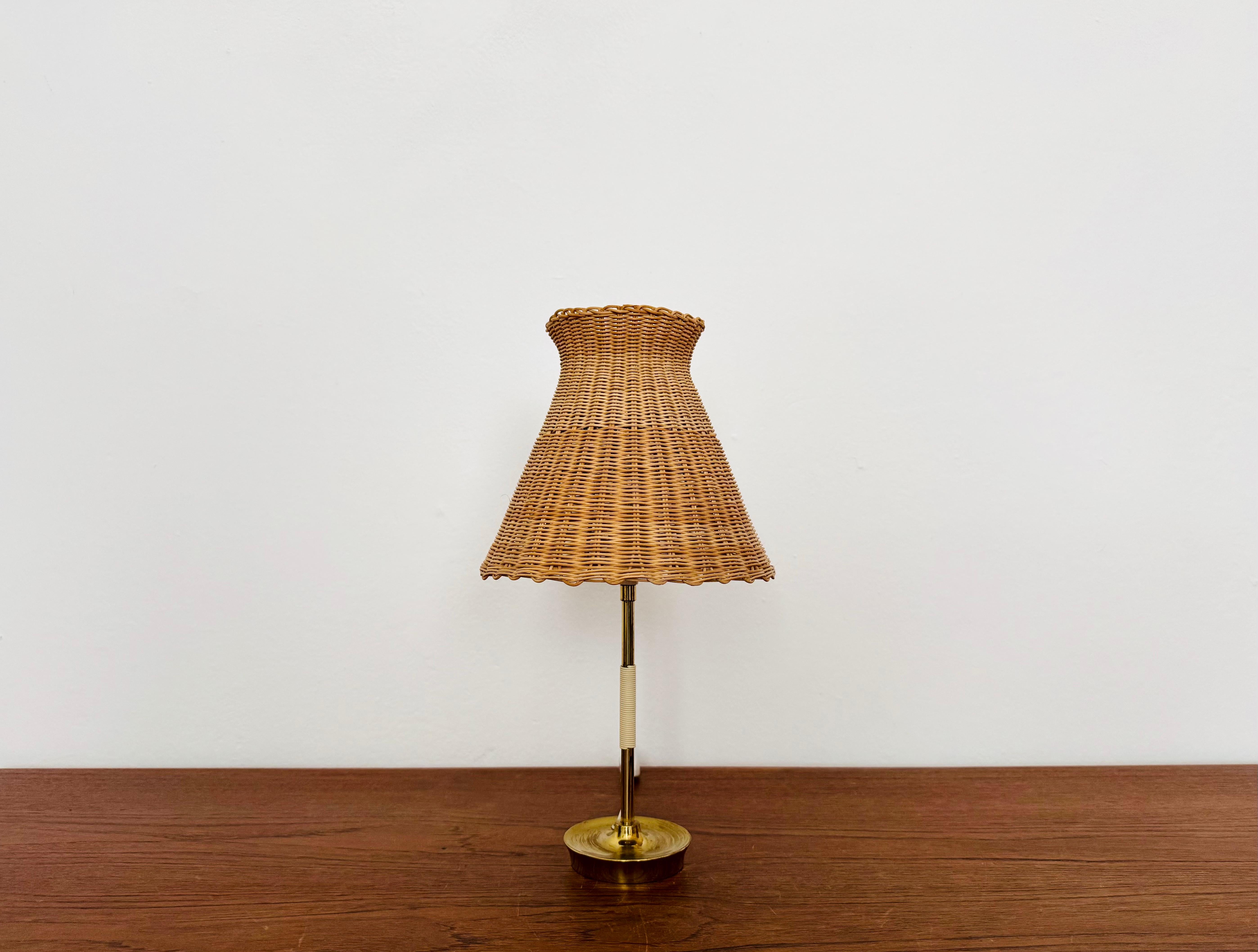 Austrian Wicker Table Lamp by Rupert Nikoll Austríaco en venta