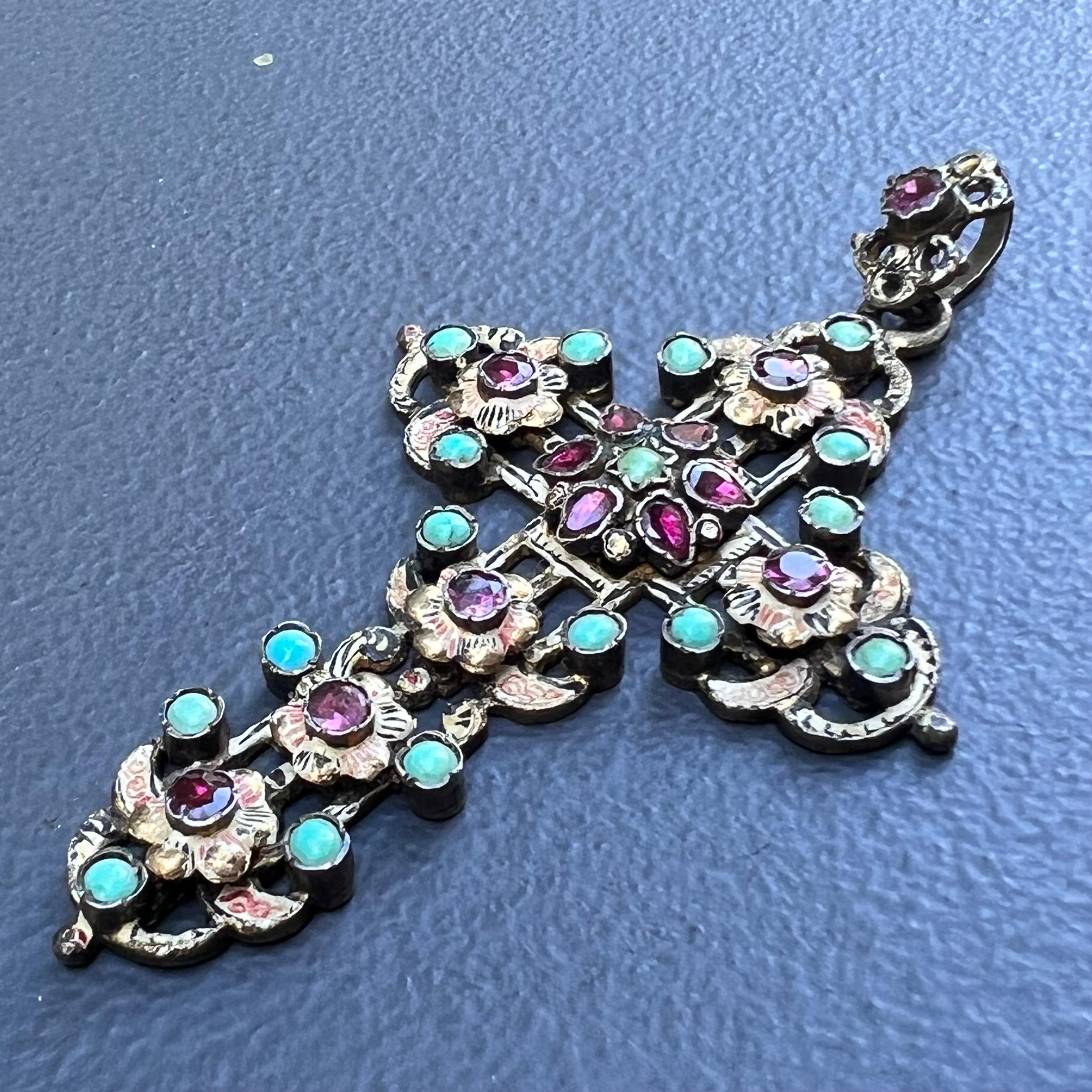 Colgante Cruz de Plata Dorada Austrohúngara en venta 4