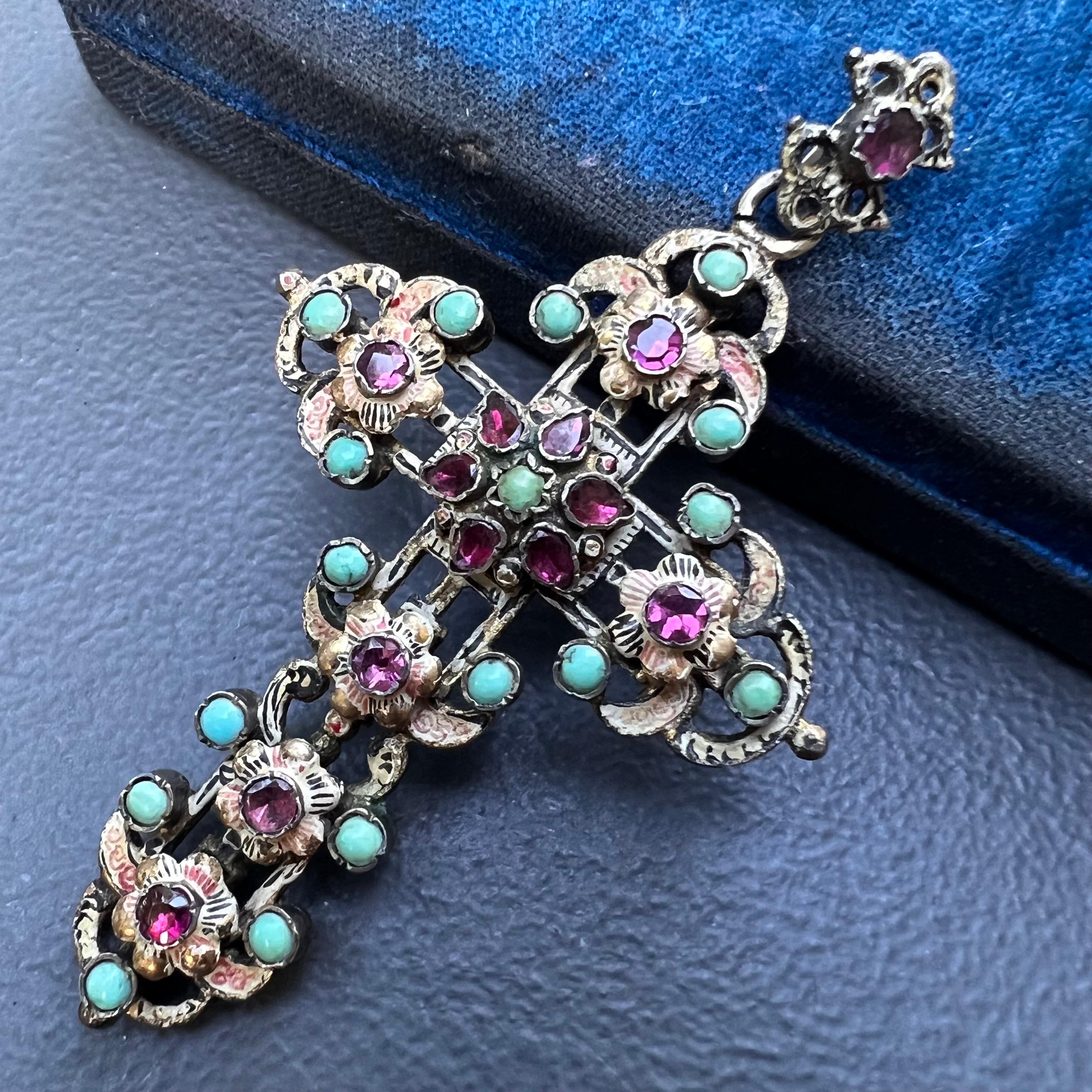 Colgante Cruz de Plata Dorada Austrohúngara en Bastante bueno estado para la venta en Monroe Township, NJ