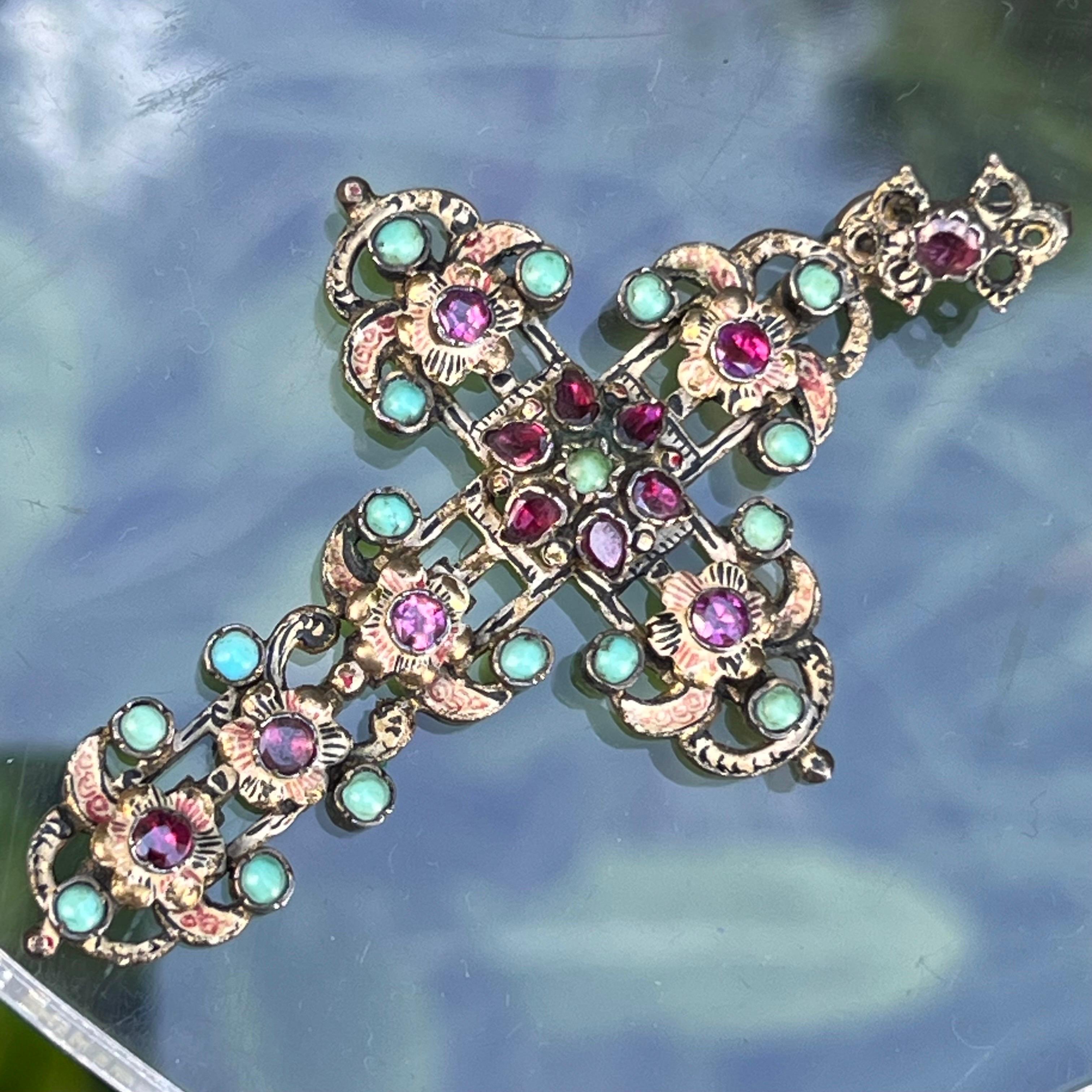 Colgante Cruz de Plata Dorada Austrohúngara en venta 1