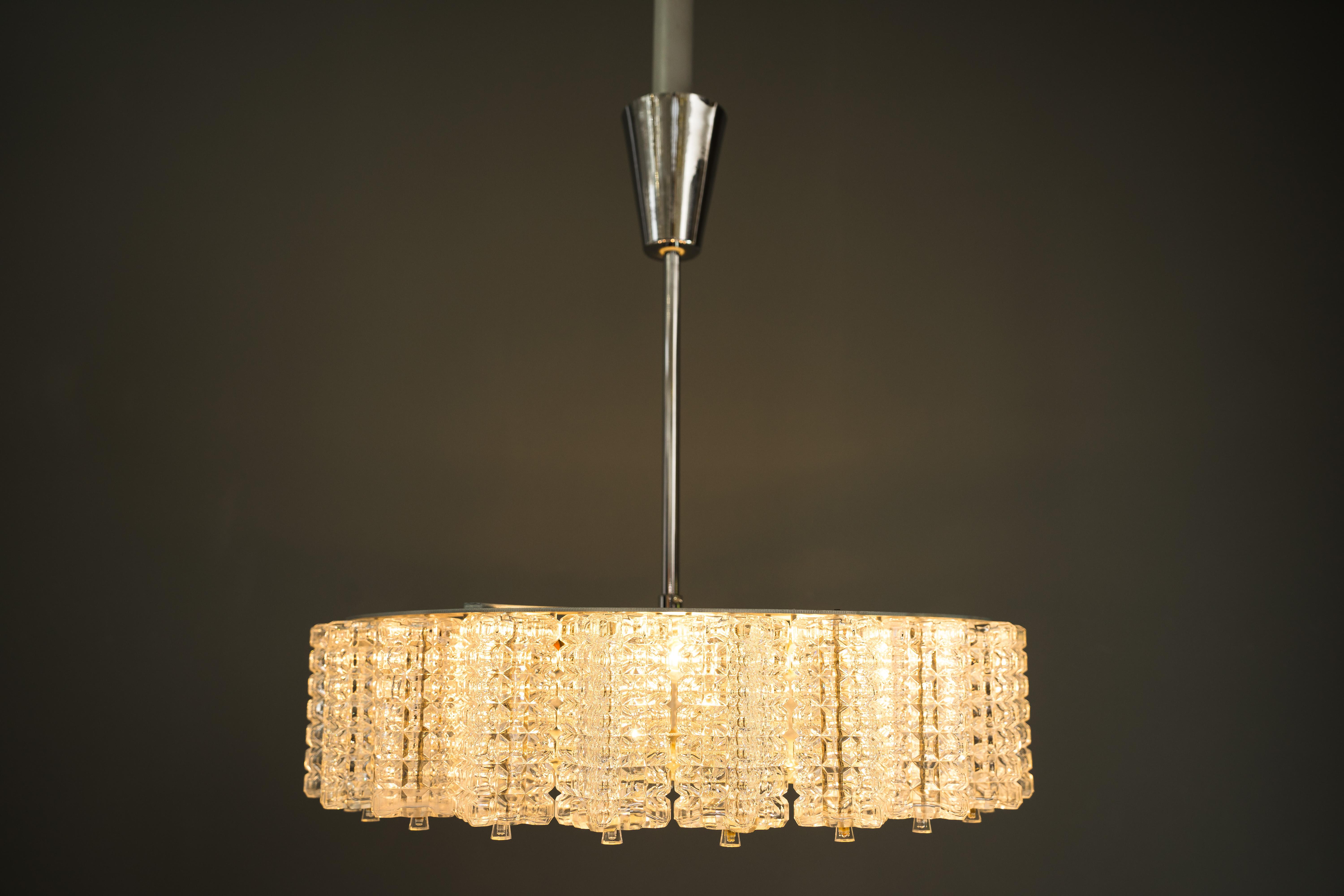 Austrolux Chandelier, 1960s For Sale 3