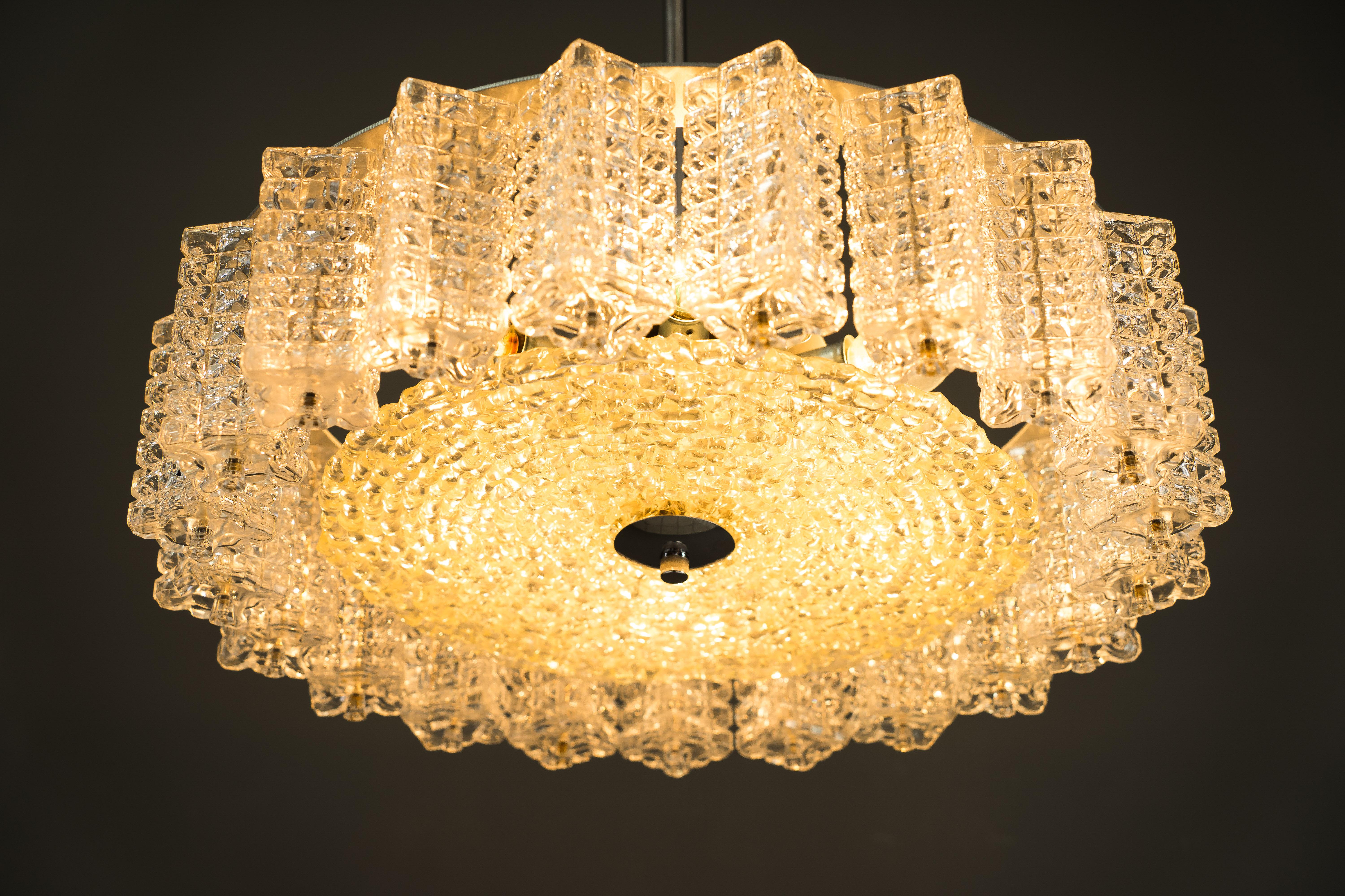 Austrolux Chandelier, 1960s For Sale 6