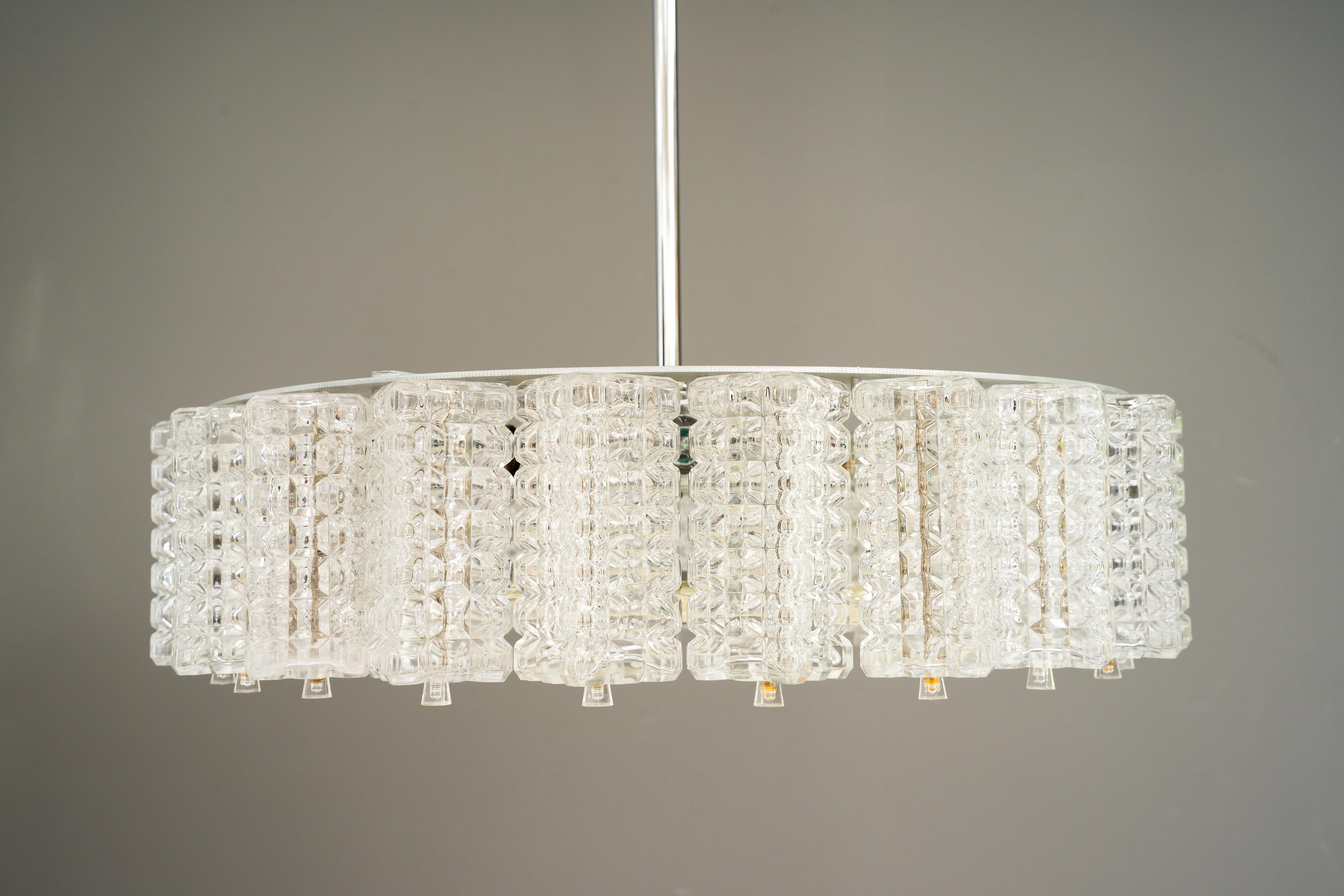 Austrolux Chandelier, 1960s
Original condition.

 