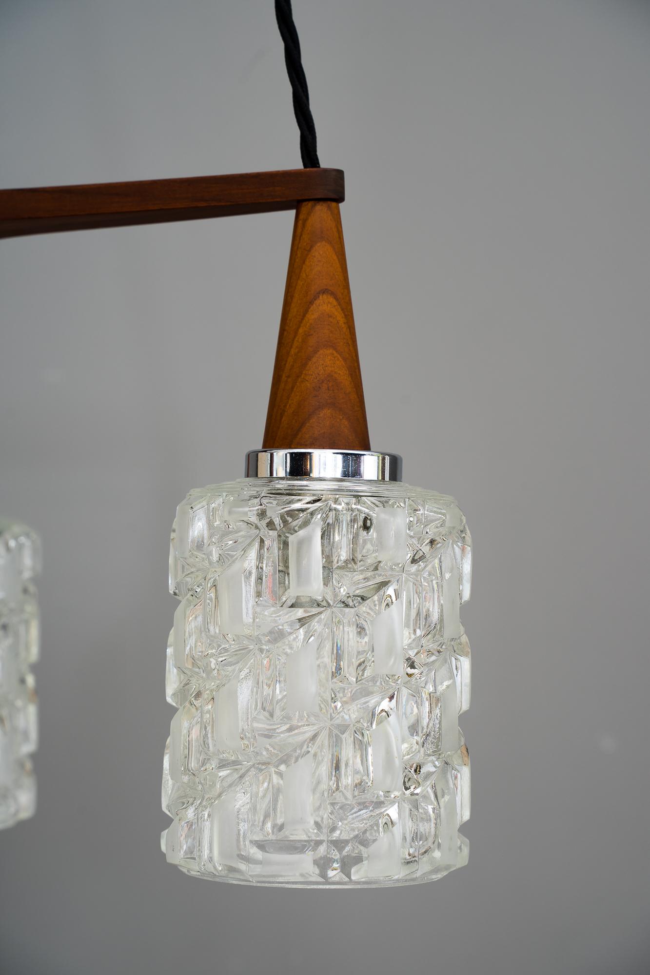 Austrolux Chandelier Vienna Around 1960s For Sale 4