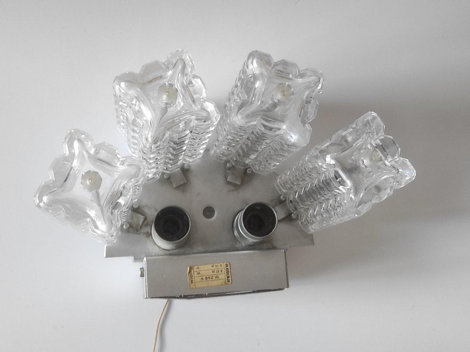 Metà XX secolo Lampada da parete Austroluxe 1960 in vendita