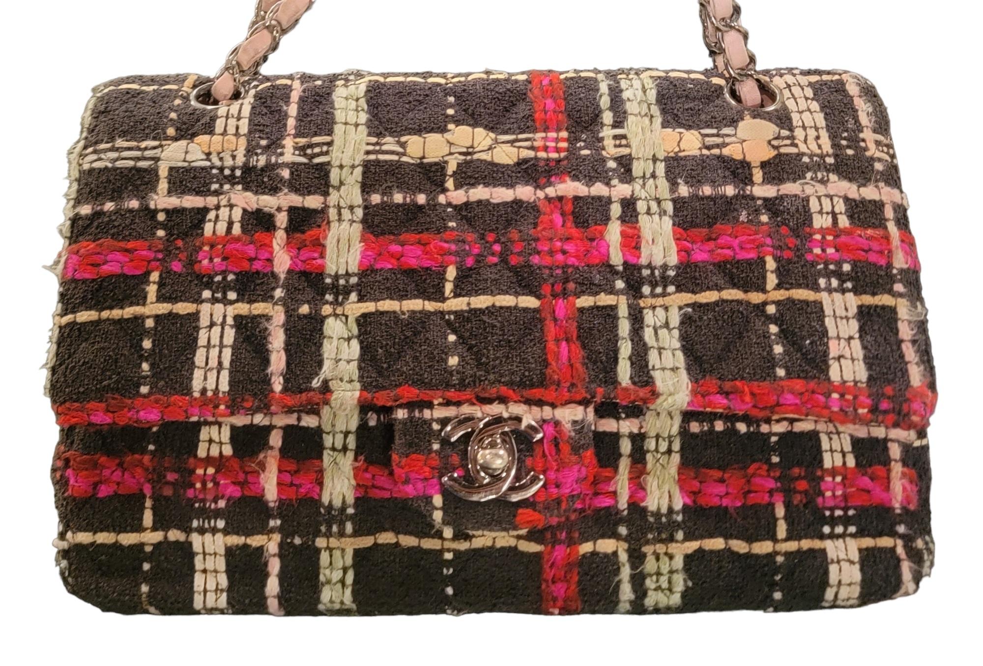 Auth Classic Chanel Runway Tweed Flap Bag For Sale 1