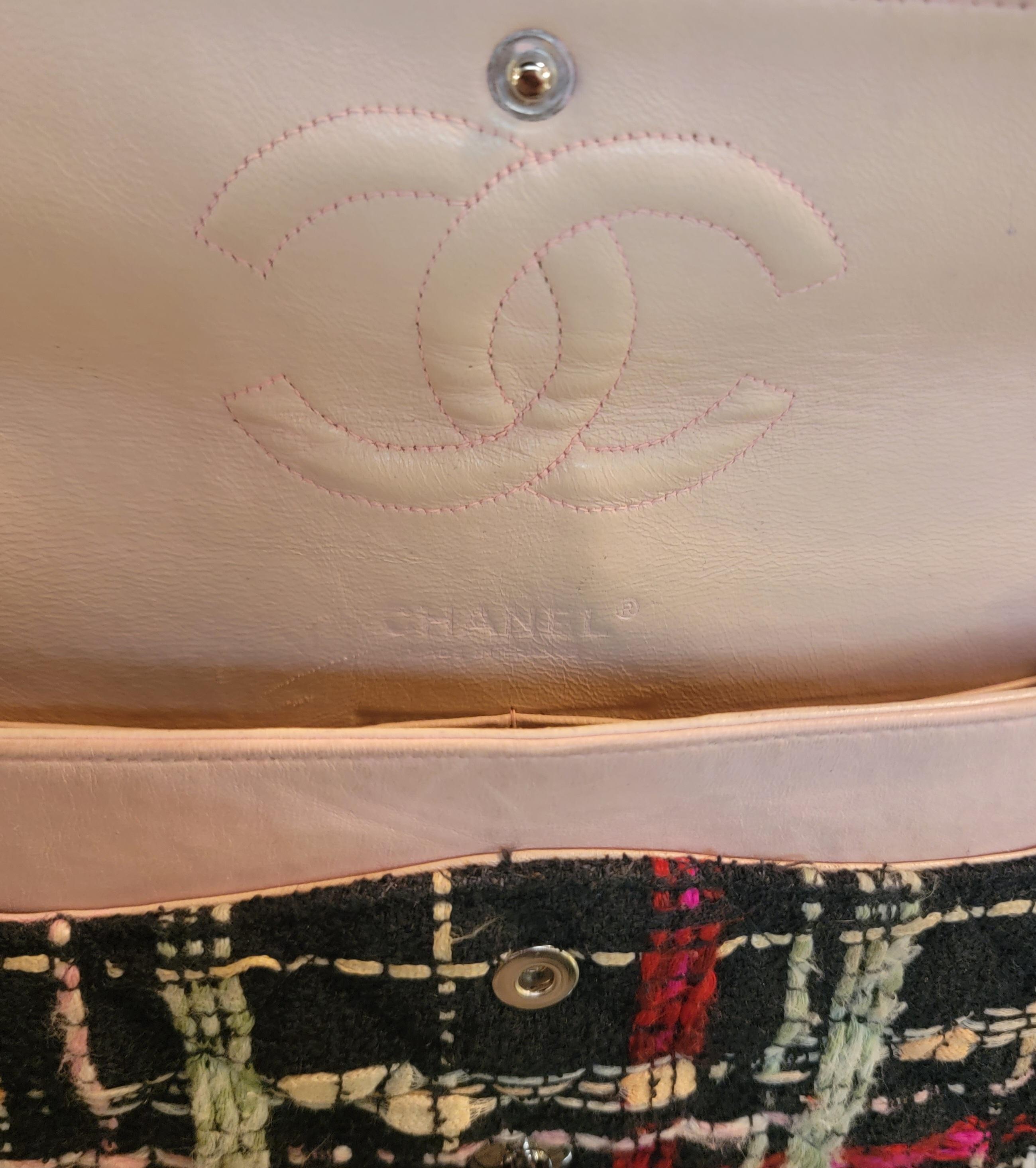 Auth Classic Chanel Runway Tweed Flap Bag For Sale 3