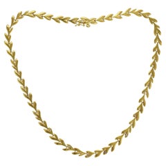 Auth H STERN 18K Yellow Gold With Rose Cut Diamonds Leaf Necklace Size 16"