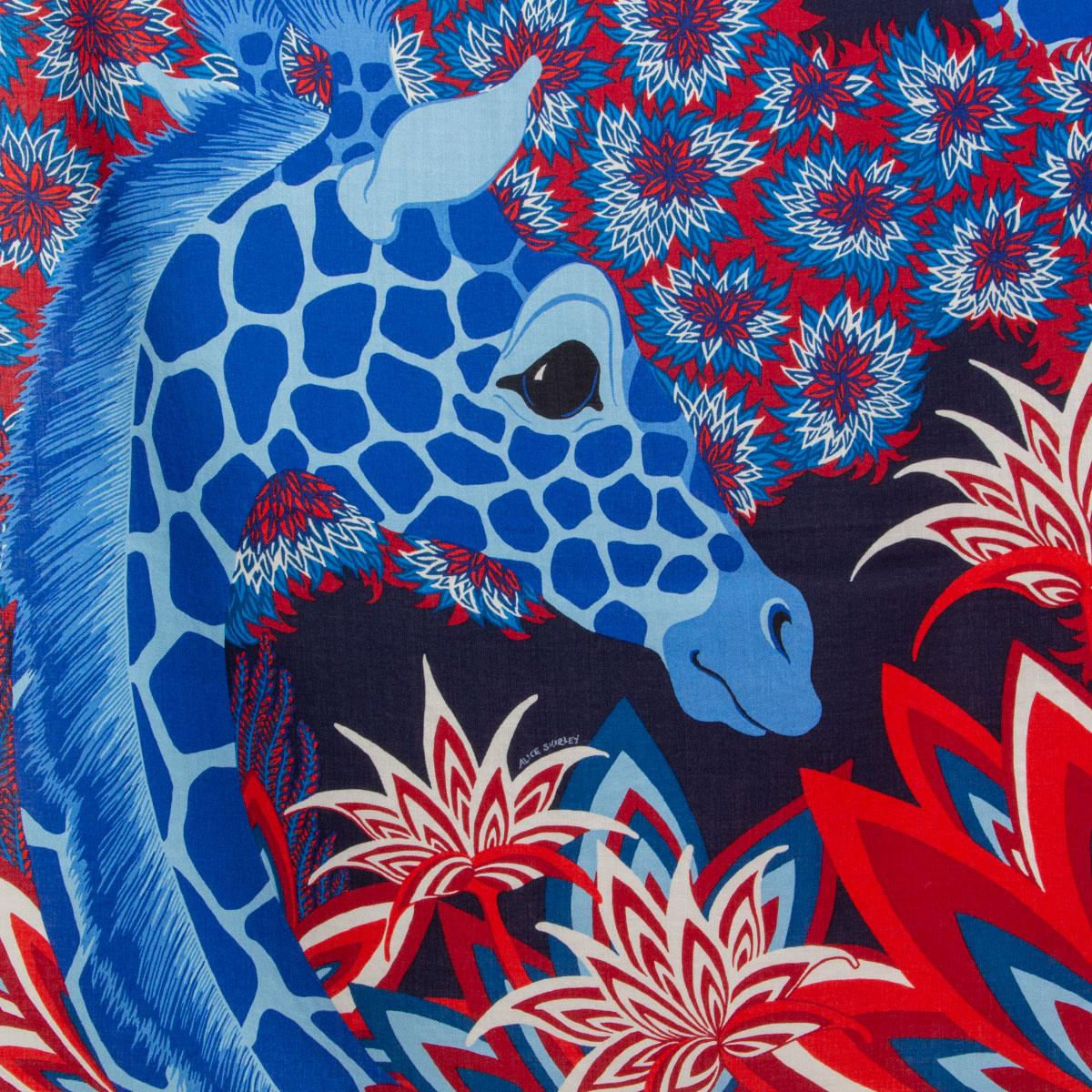 auth HERMES blue THE THREE GRACES 140 cashmere silk Shawl Scarf Bleu Rouge Blanc In Excellent Condition In Zürich, CH