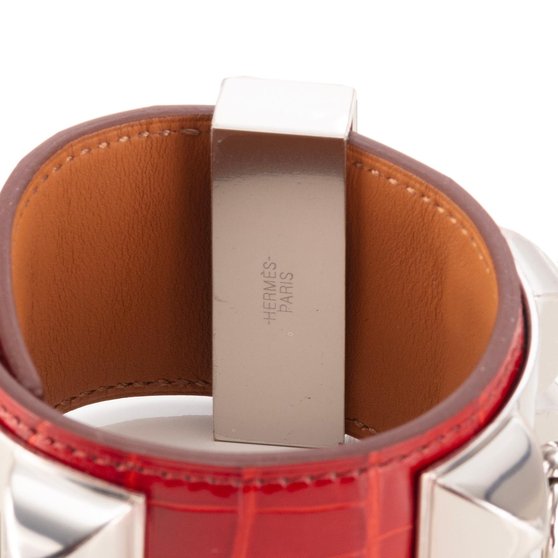 Autor. Hermès BRACELET Medor Collier de Chien - Silber HW - Rotes Krokoleder NEU im Zustand „Neu“ im Angebot in Ottawa, CA