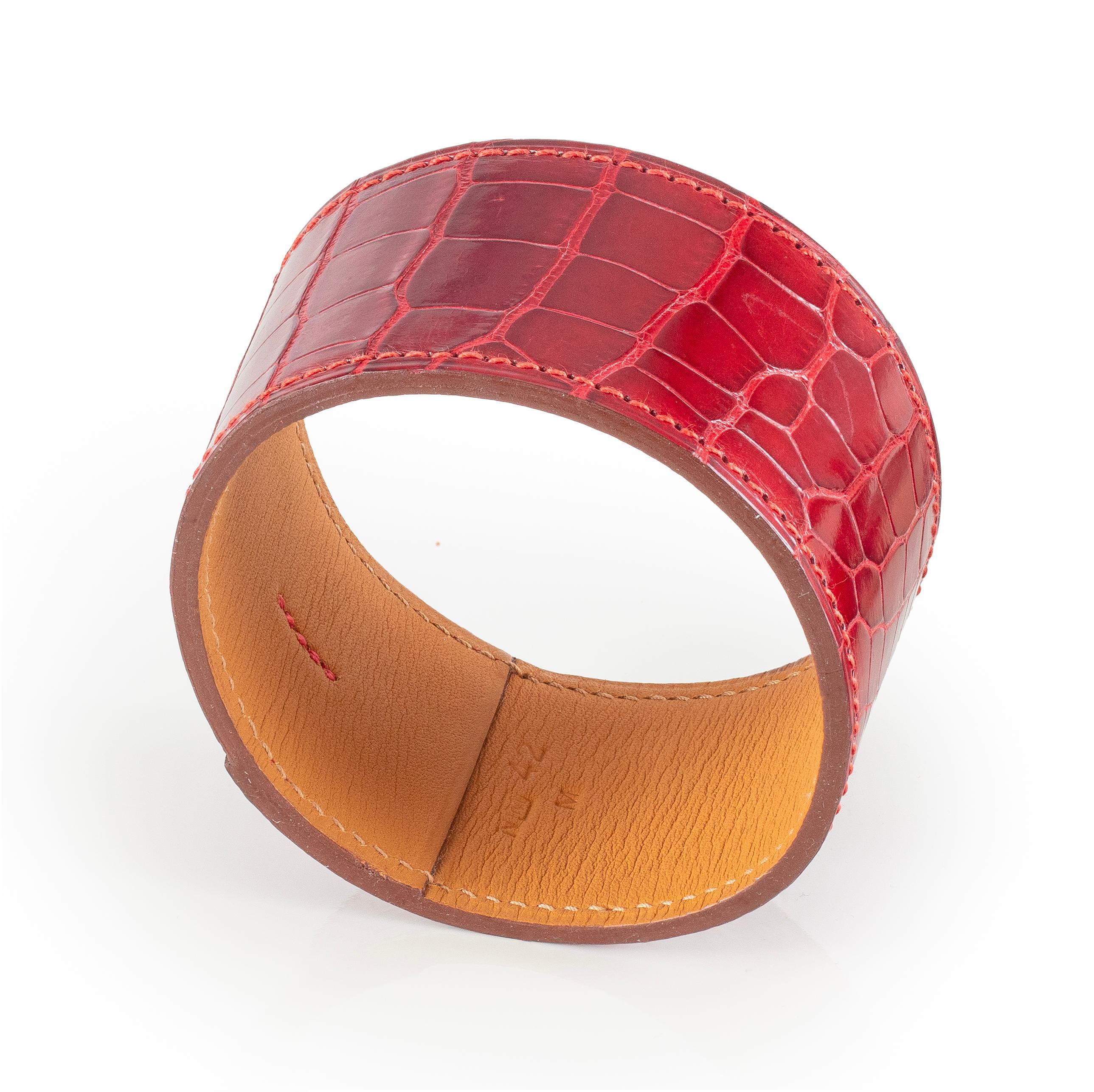 Auth. Hermès BRACELET - NEO - Alligator - Red Vivid - 70-35mm - New For Sale 4