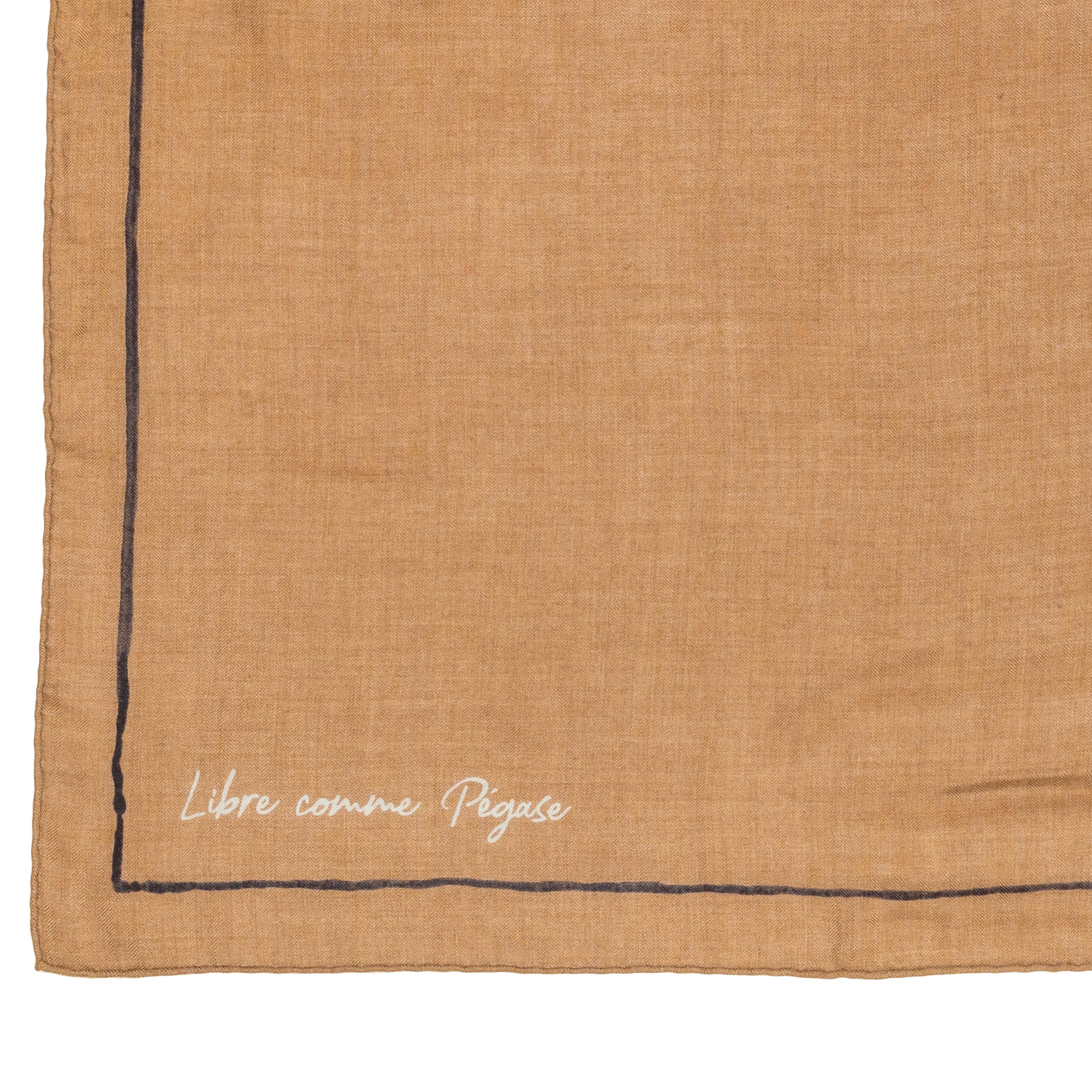 Auth. Hermès Libre Comme Pégase - CS140 - Caramel Crème Noire - Excellent Cond en vente 6